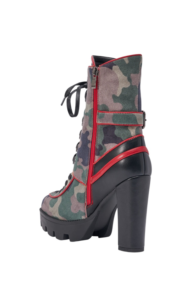 The AZALEA WANG BENSON CAMO BLOCK SPORTY BOOTIE features a chunky platform sole, bold red accents, black laces, and a side zipper—ideal for adding streetwear edge to your outfit. 5