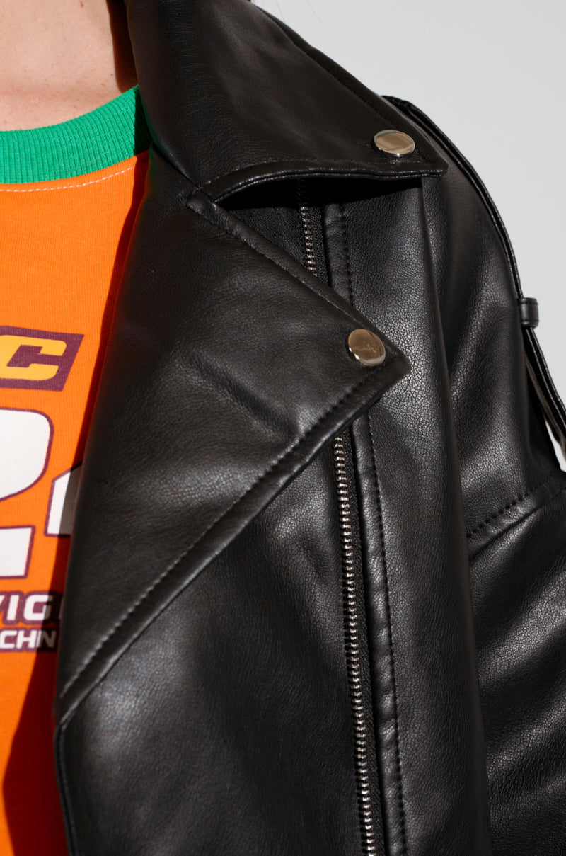 CIAO FOR NOW OVERSIZED MOTO – AKIRA