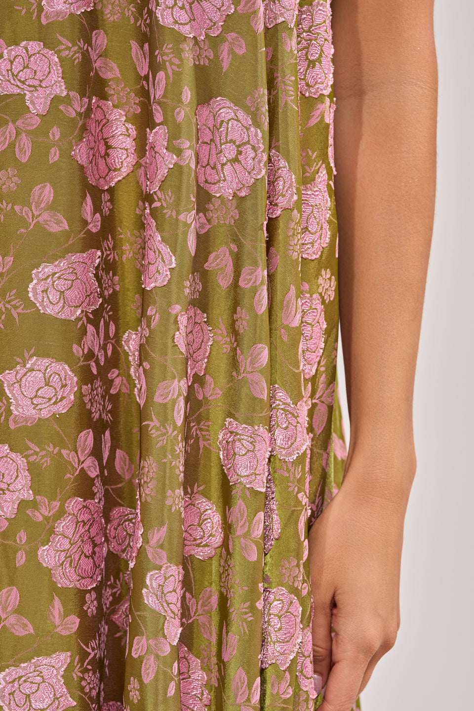 midnight garden light pink floral dress Rose Garden Floral Applique Laced Midi Dress Baby Pink