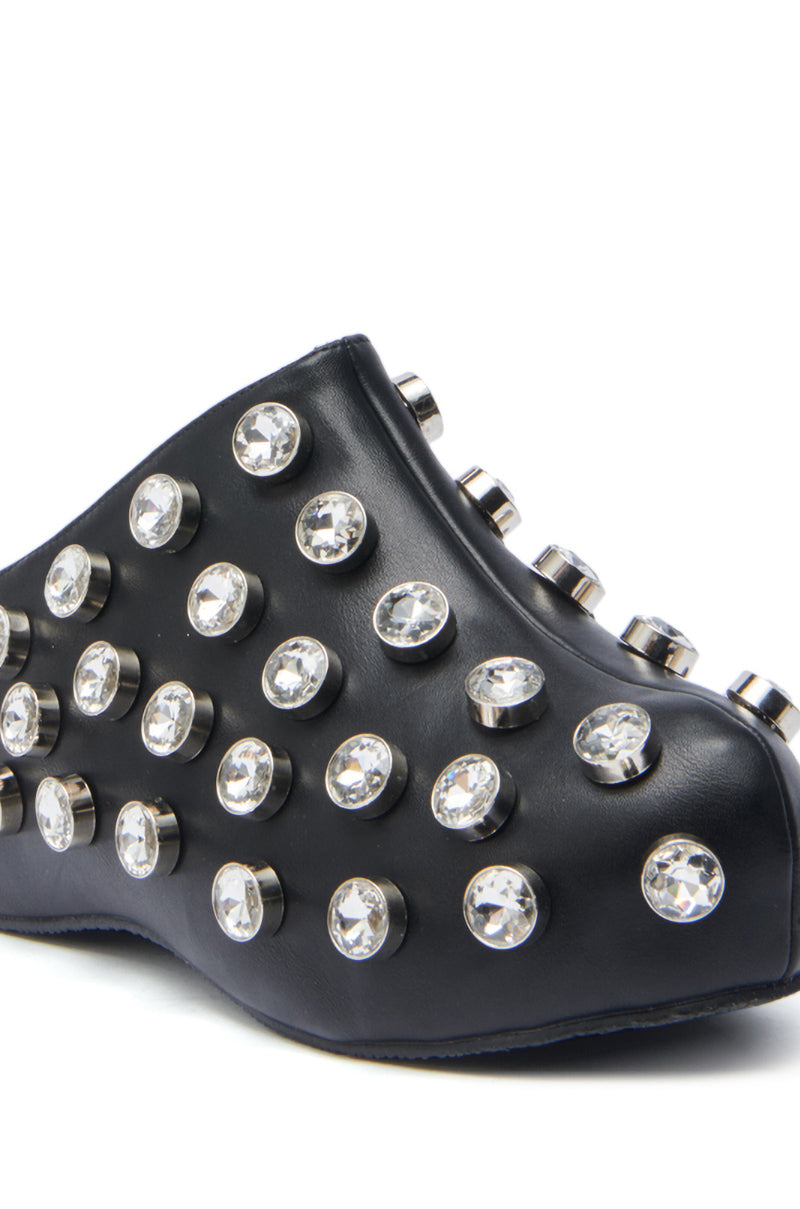 AZALEA WANG DARWIN STONE RHINESTONE EMBELLISHED CLOG – AKIRA