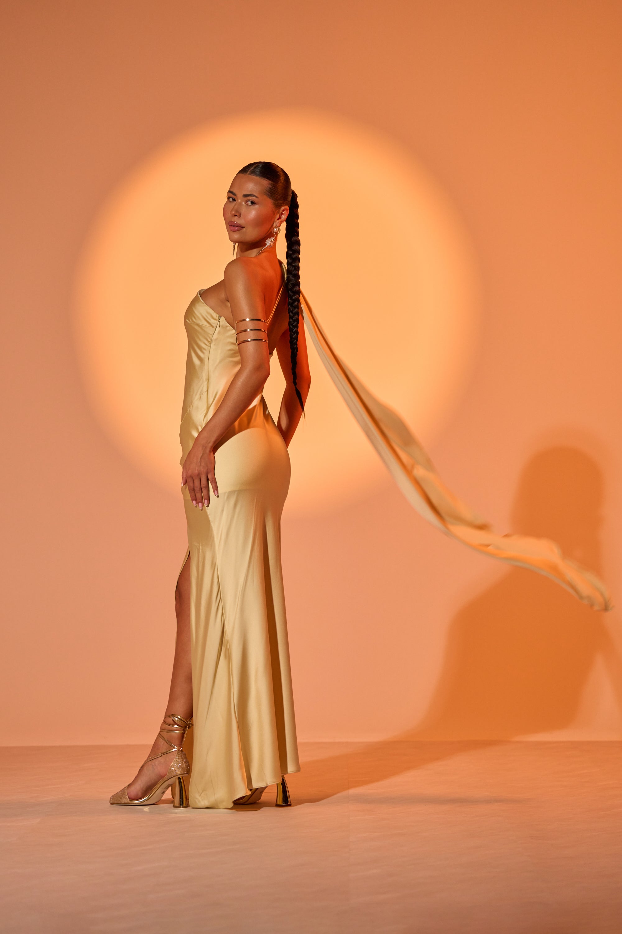 GOLDEN HOUR SATIN MAXI DRESS AKIRA GOLDEN HOUR SATIN MAXI DRESS AKIRA