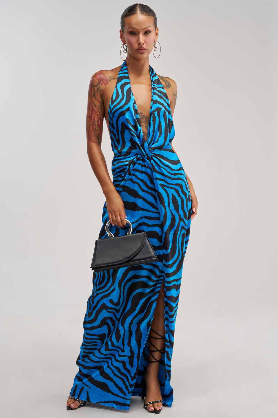 AKIRA Crazy For You Blue Zebra Multi Maxi Dress | Black