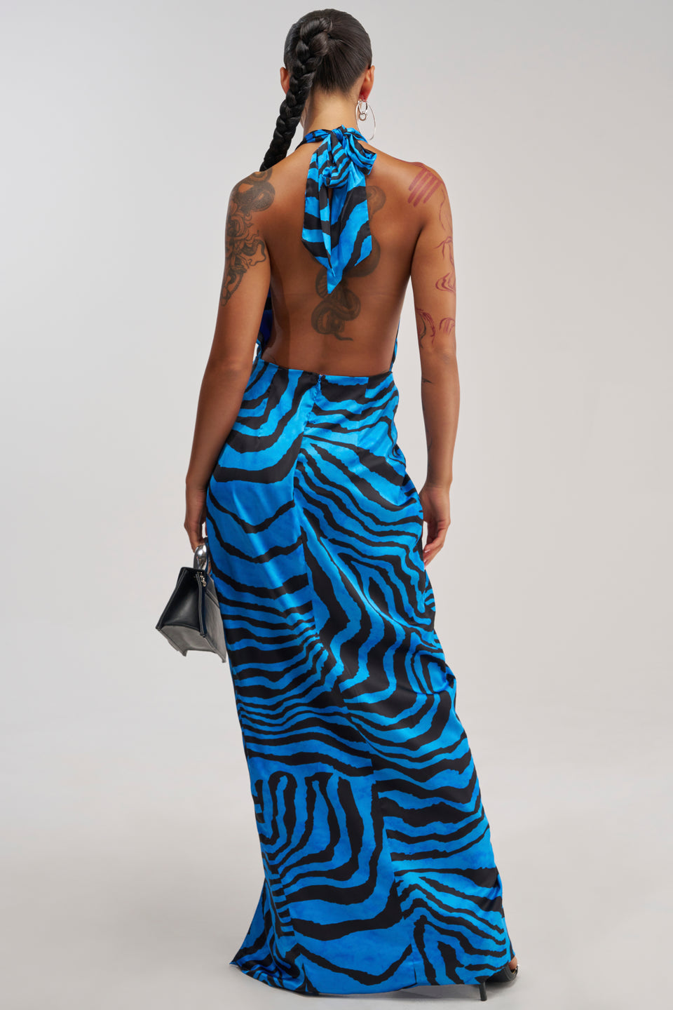 AKIRA Crazy For You Blue Zebra Multi Maxi Dress | Black