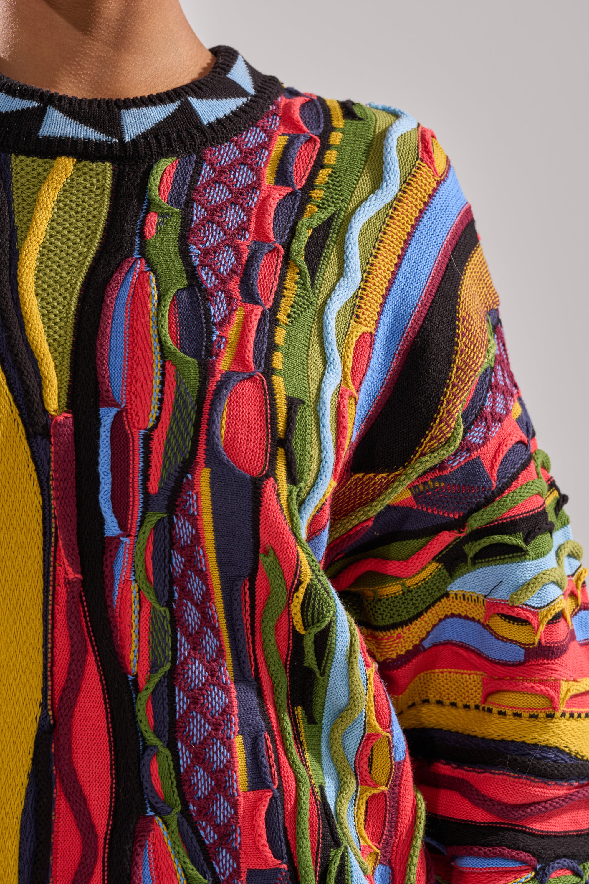 VINTAGE MULTICOLORED OVERSIZED SWEATER – AKIRA