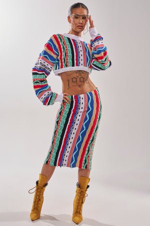 FEELING THE VIBES MAXI SKIRT – AKIRA