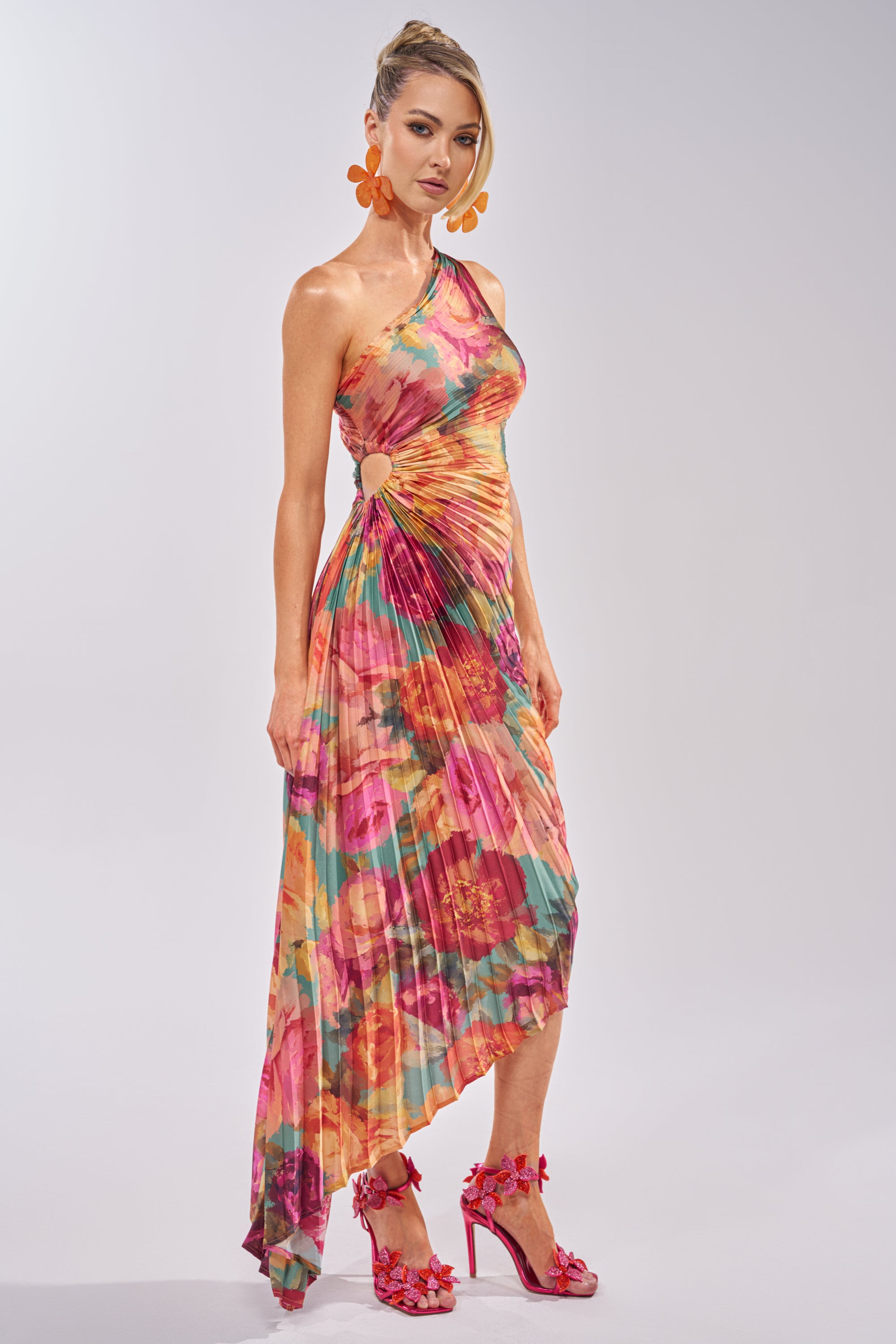 GARDEN FLORAL PLEATED MIDI DRESS – AKIRA
