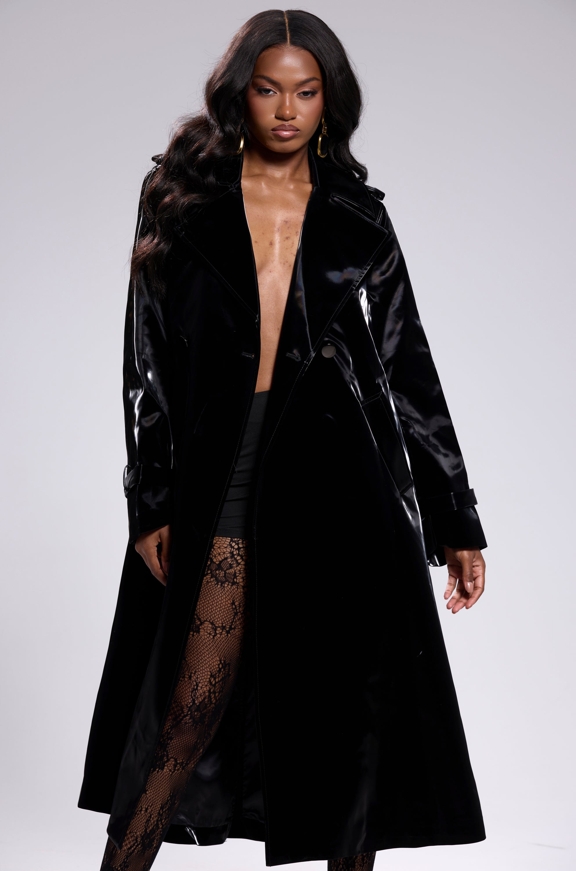 ONYX LIQUID VELVET TRENCH – AKIRA