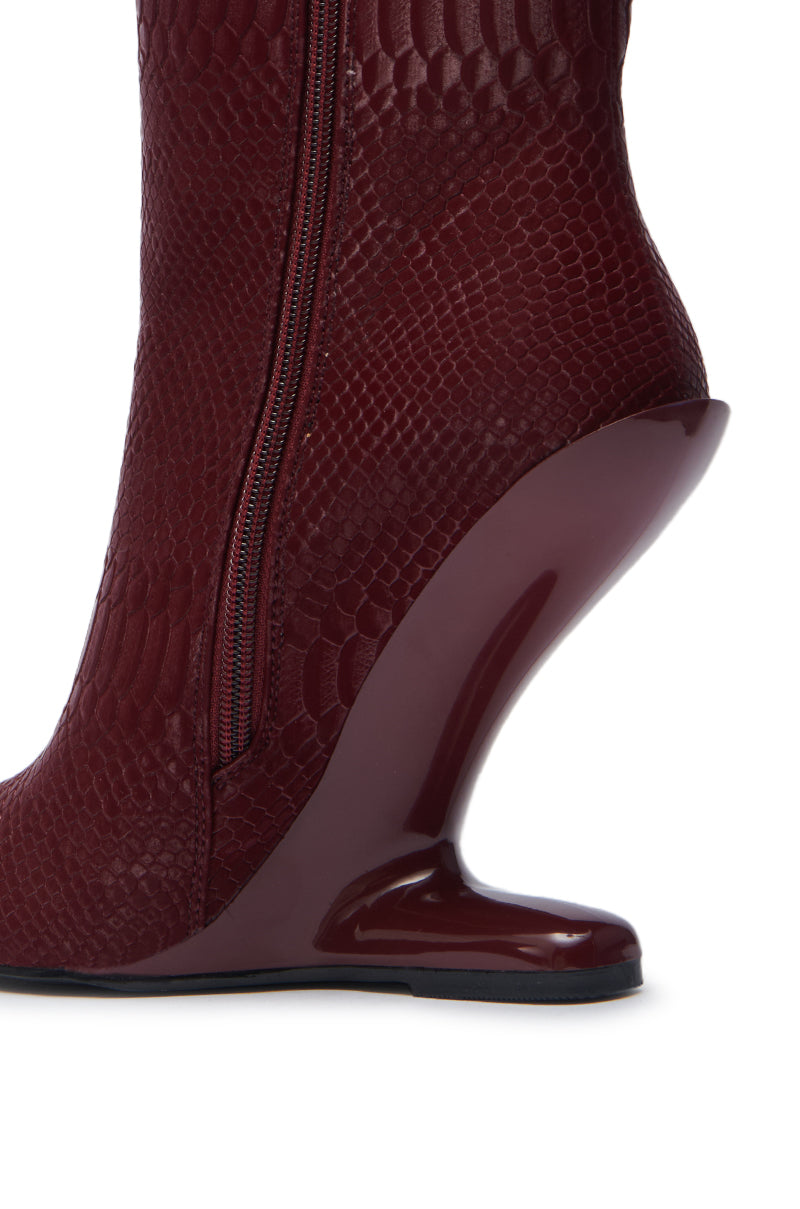 AZALEA WANG GLACIELLE BURGUNDY CROC BOOTIE – AKIRA