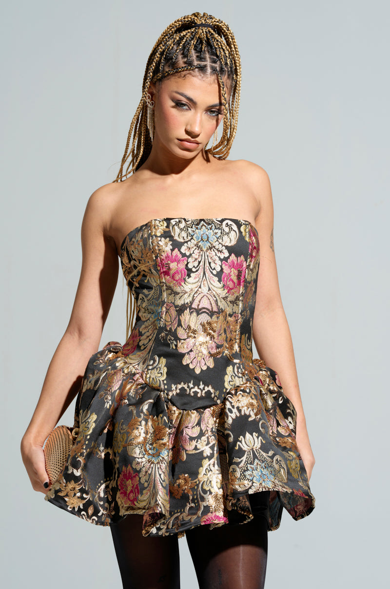 PURE ROYALTY BROCADE MINI DRESS AKIRA PURE ROYALTY BROCADE MINI DRESS AKIRA
