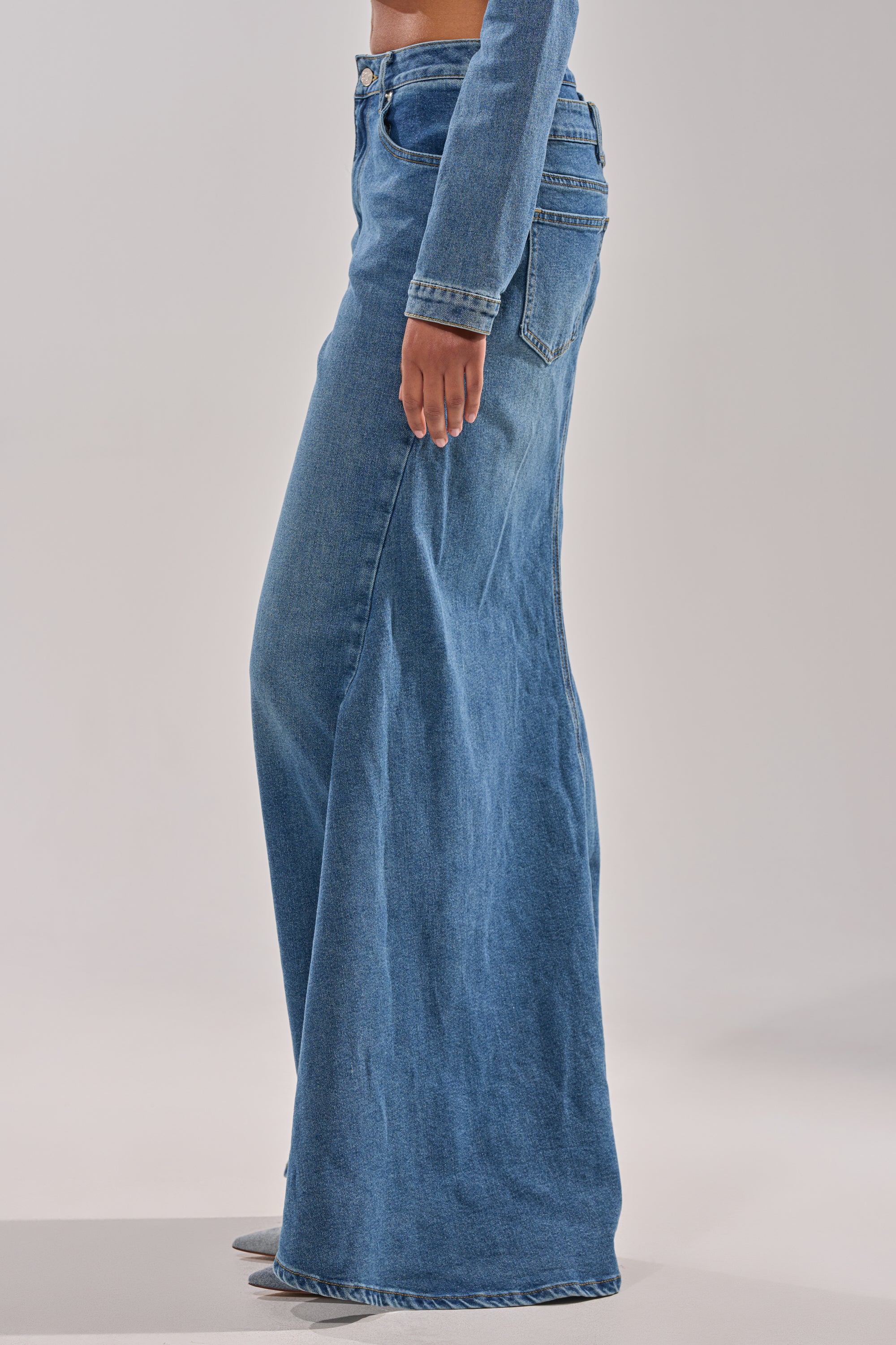 SHAKE IT OFF DENIM PANT WITH SKIRT ATTACHED – AKIRA