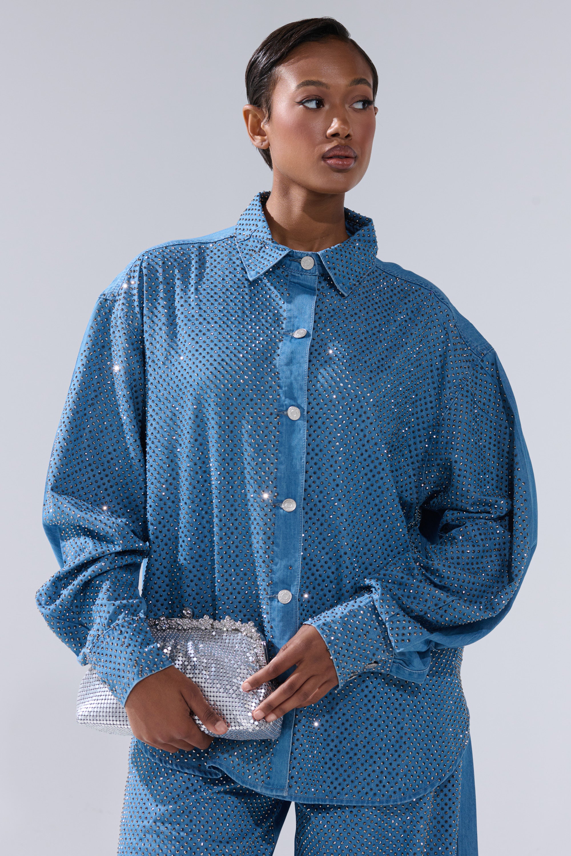 BLING BLING DENIM BUTTON DOWN TOP – AKIRA