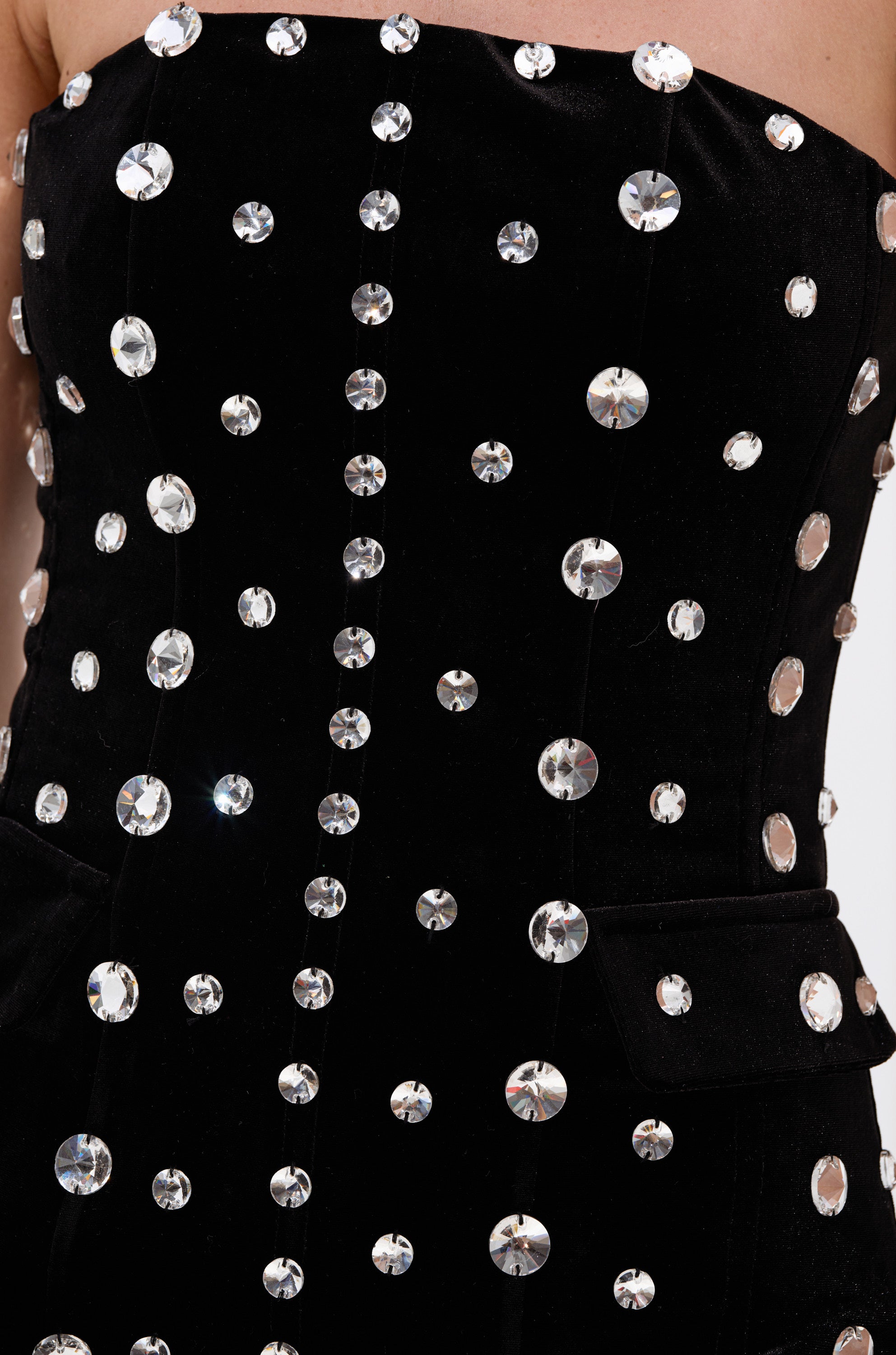A close-up of the CLASSY GIRL VELVET CORSET WITH RHINESTONE. 7