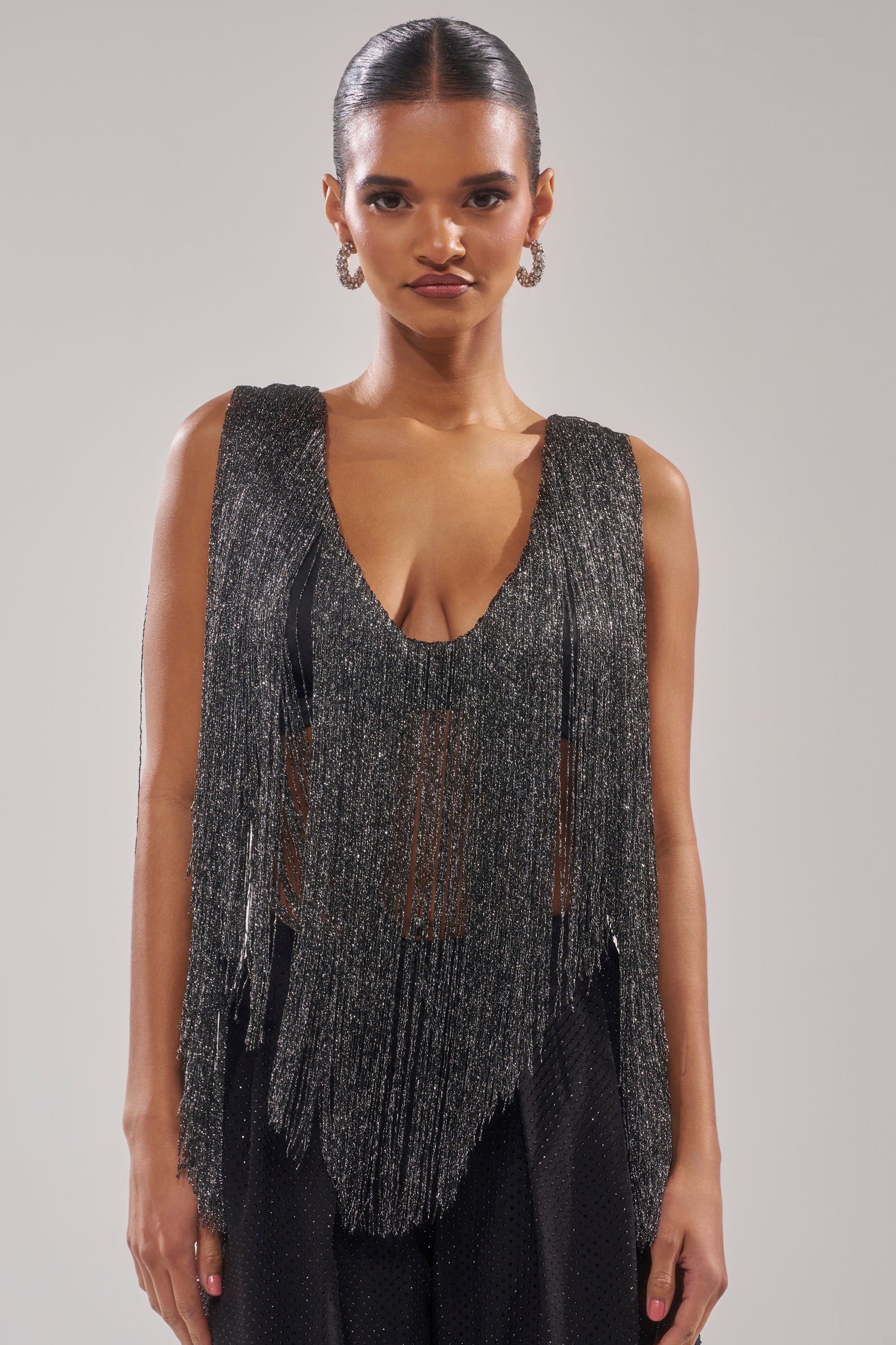 DEVVON FRINGE TOP – AKIRA