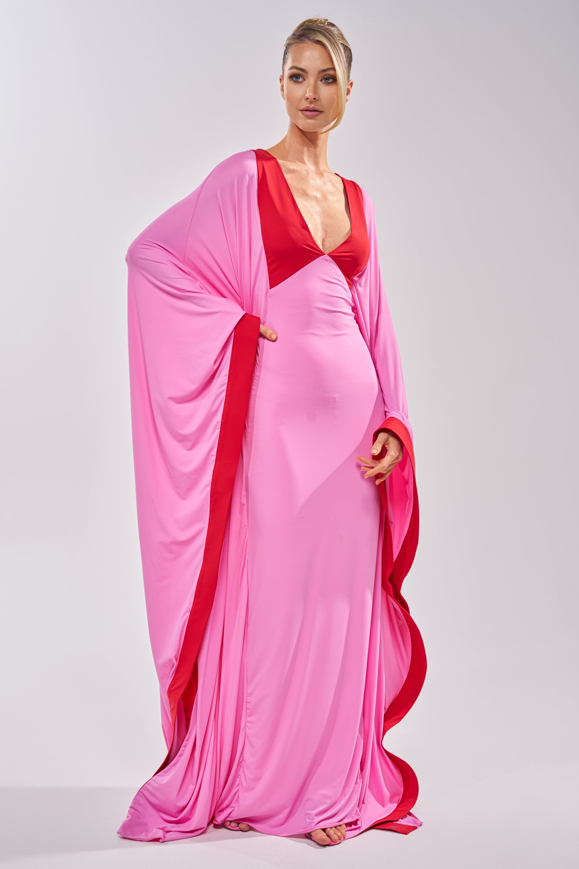 GUEST OF HONOR BODYCON MAXI DRESS IN PINK AKIRA GUEST OF HONOR BODYCON MAXI DRESS IN PINK AKIRA