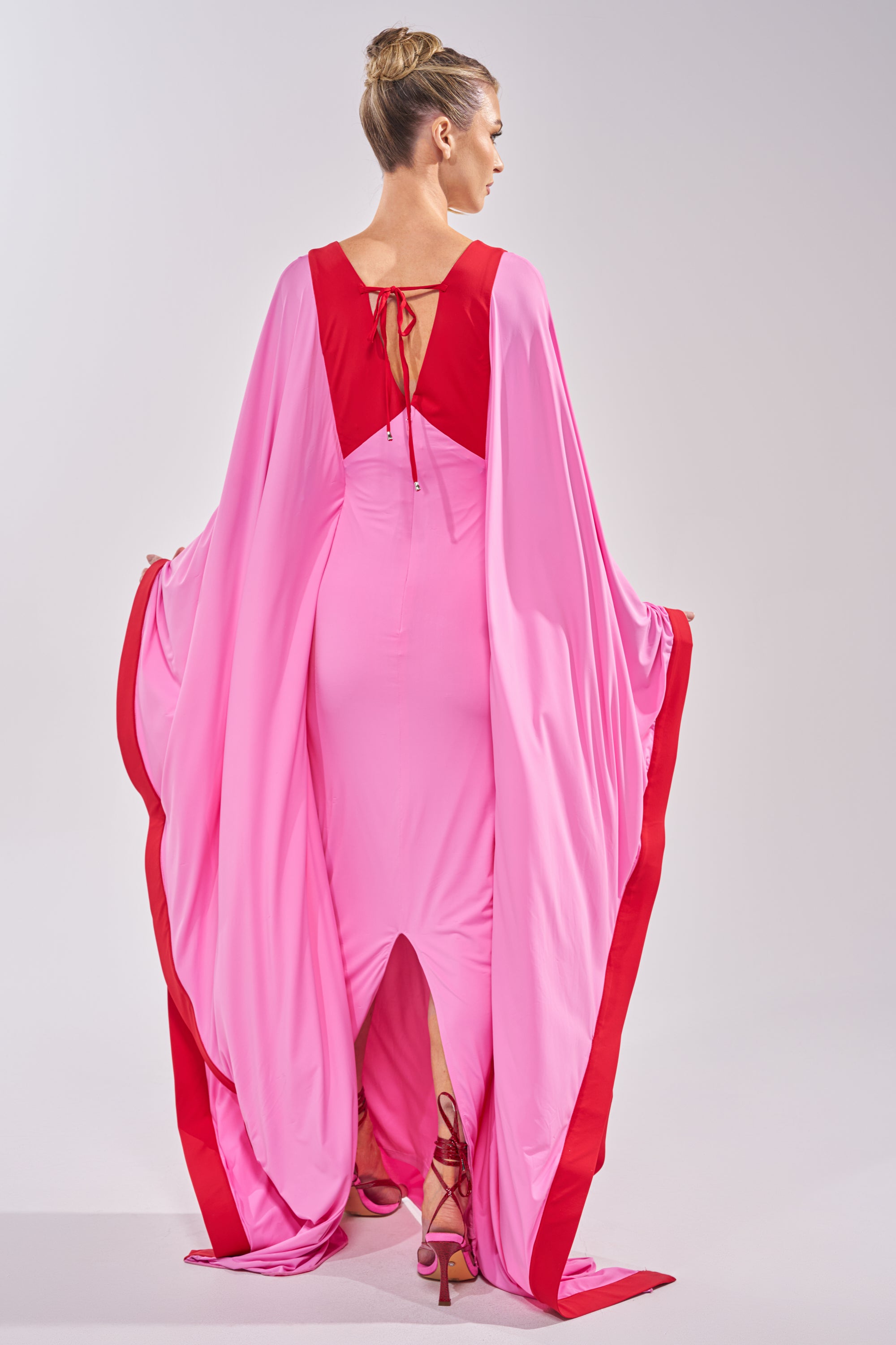 GUEST OF HONOR BODYCON MAXI DRESS IN PINK – AKIRA