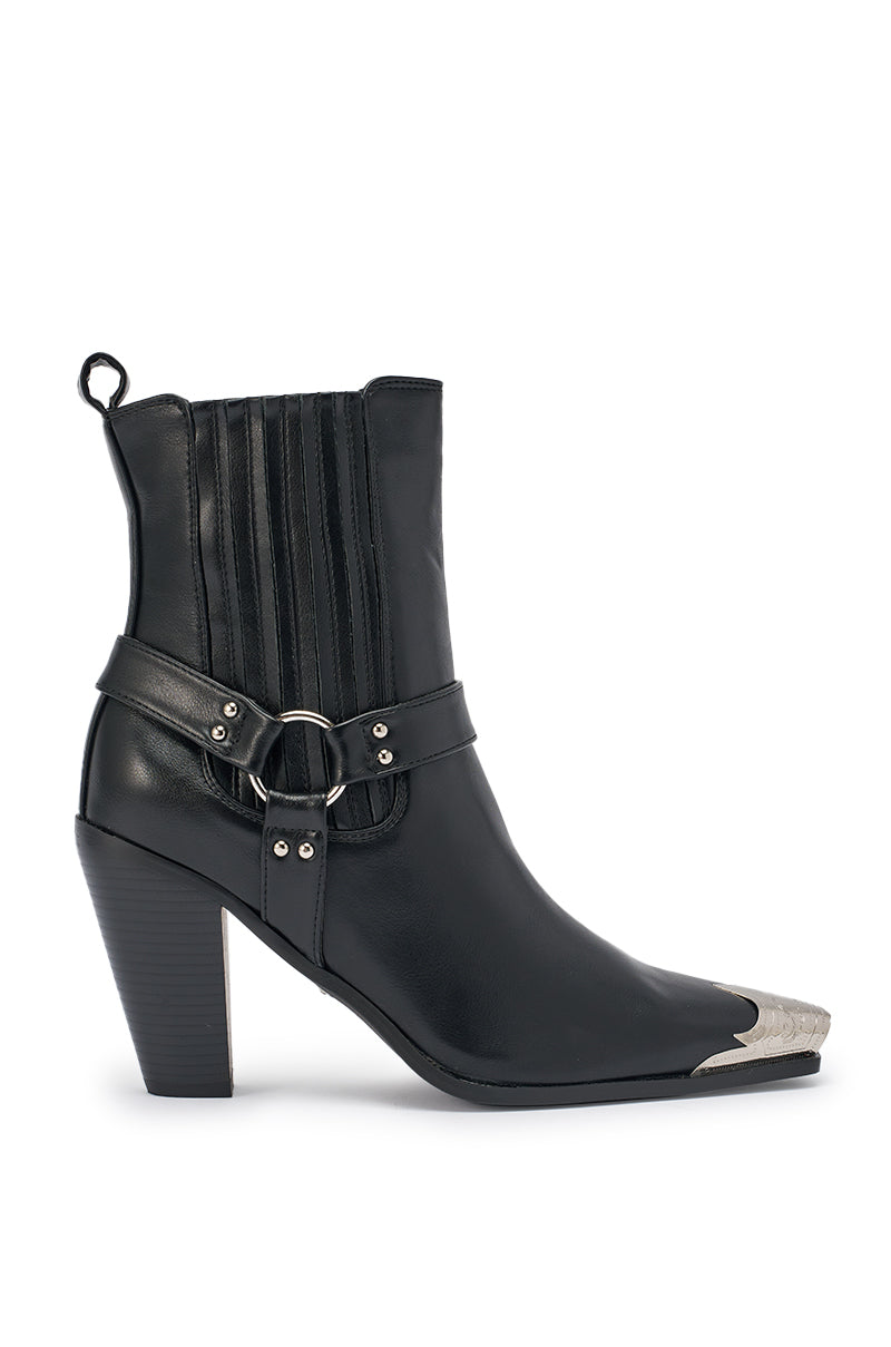 The AZALEA WANG GOODMAN BLACK CHUNKY WESTERN HARDWARE PU BOOTIE features a black faux leather pointed toe, silver metal toe cap, side harness straps with silver rings, vertical stitching, and a block heel—ideal for stylish western ankle boot lovers. 4