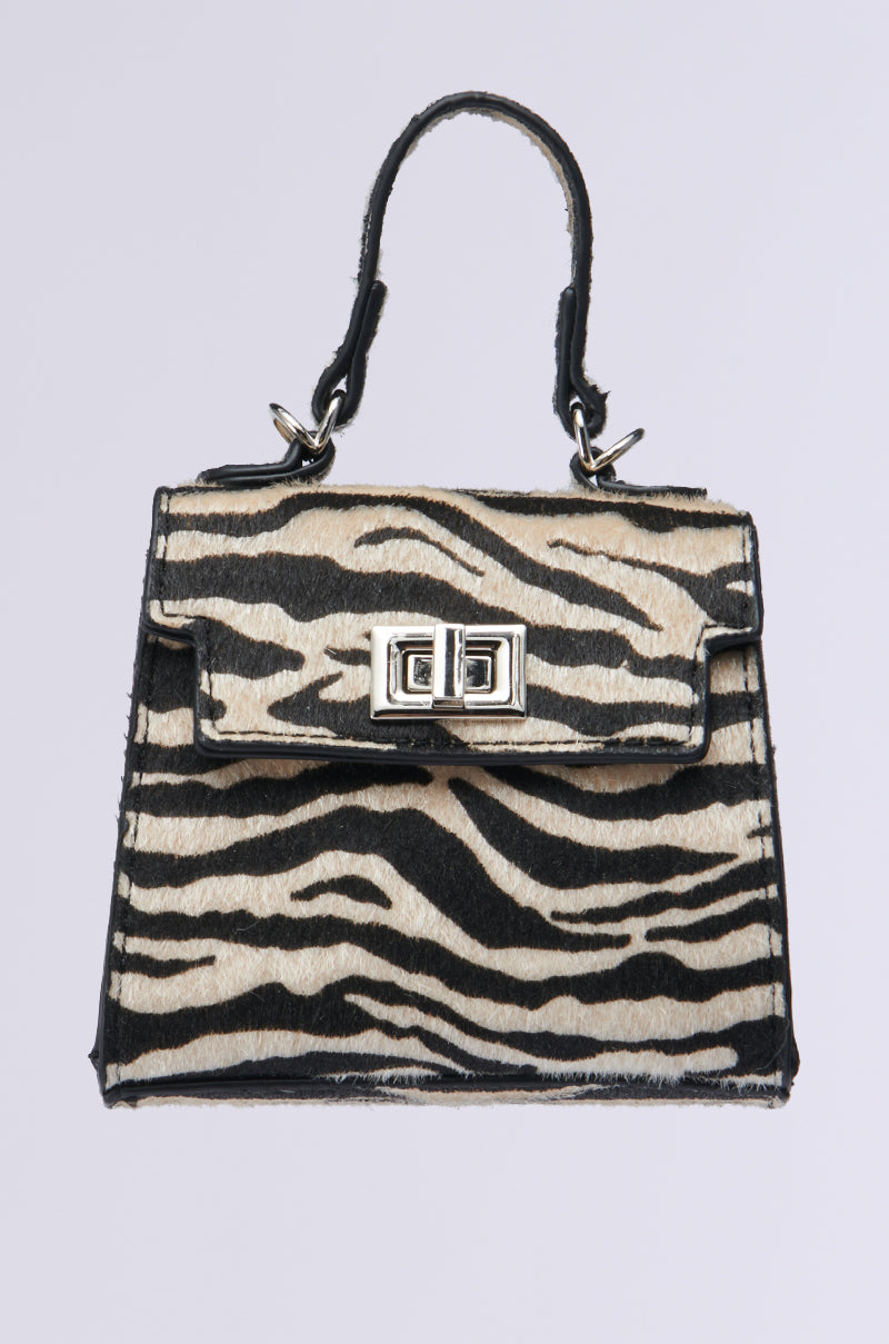 バッグ akirakozoo AKIRA MEDIUM トート / AKIRA MEDIUM TOTE UNISEX （バッグ