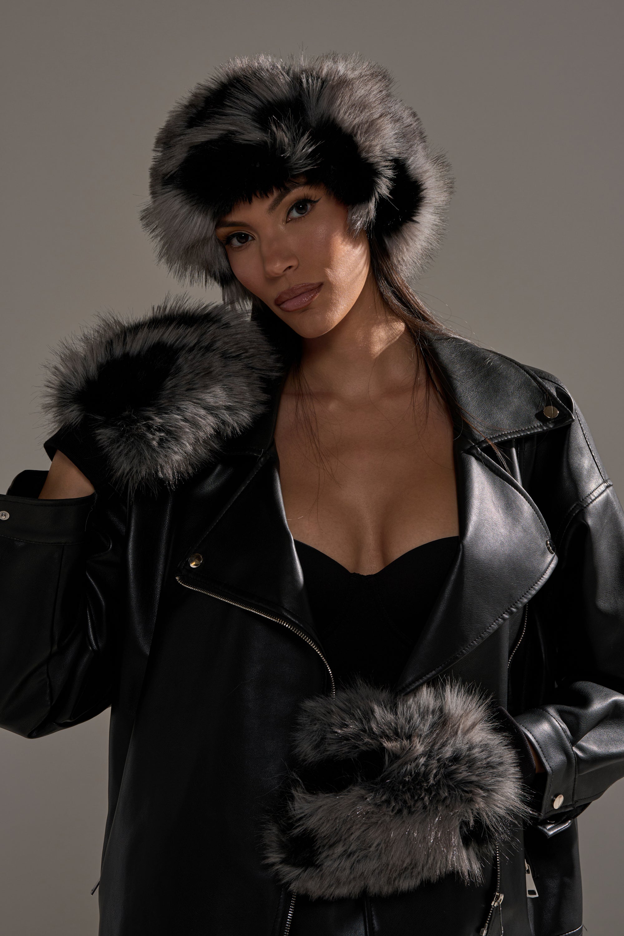 小物 mia hat&accssory fur hood Cassie Knitted Hood with Fox Fur Trim in Rose: FurHatWorld.com