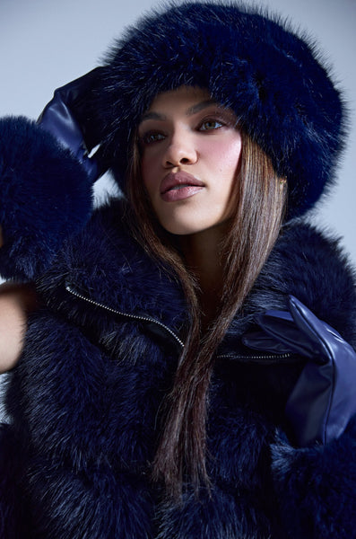 SO CHIC FAUX FUR HEADBAND – AKIRA
