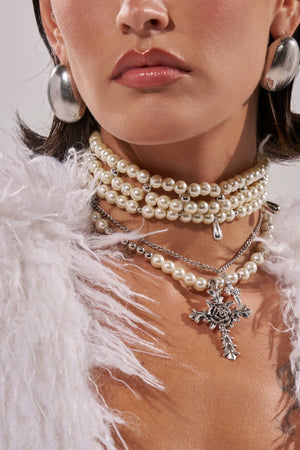 LAYERED UP CROSS NECKLACE – AKIRA