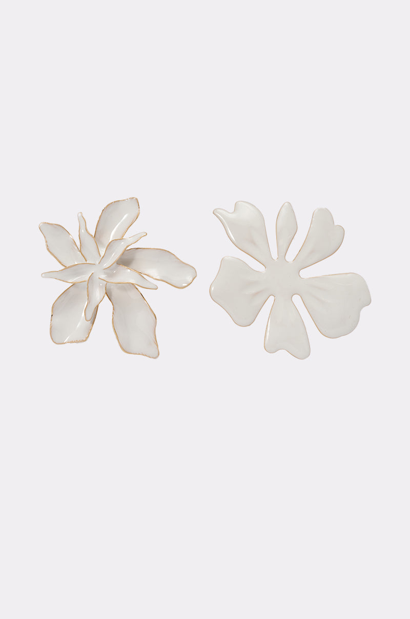 IN BLOOM RING SET: Two white floral brooches with gold trim and unique petal designs are shown on a light background—ideal for creating a charming, coordinated look when paired with the IN BLOOM RING SET. 3