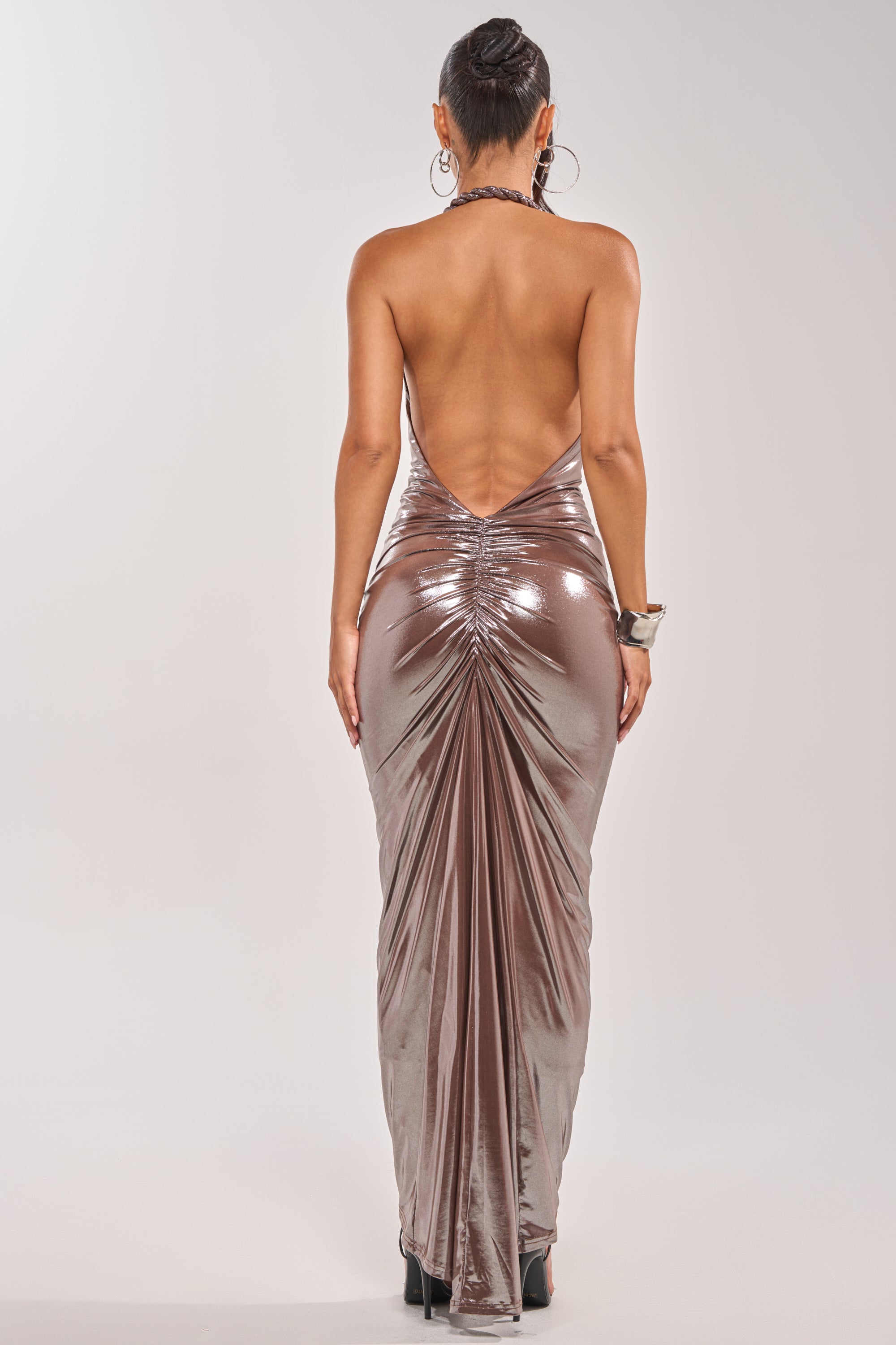 AKIRA Athena Metallic Halter Neck Maxi Dress | Brown | Size XL AKIRA Athena Metallic Halter Neck Maxi Dress | Brown | Size XL