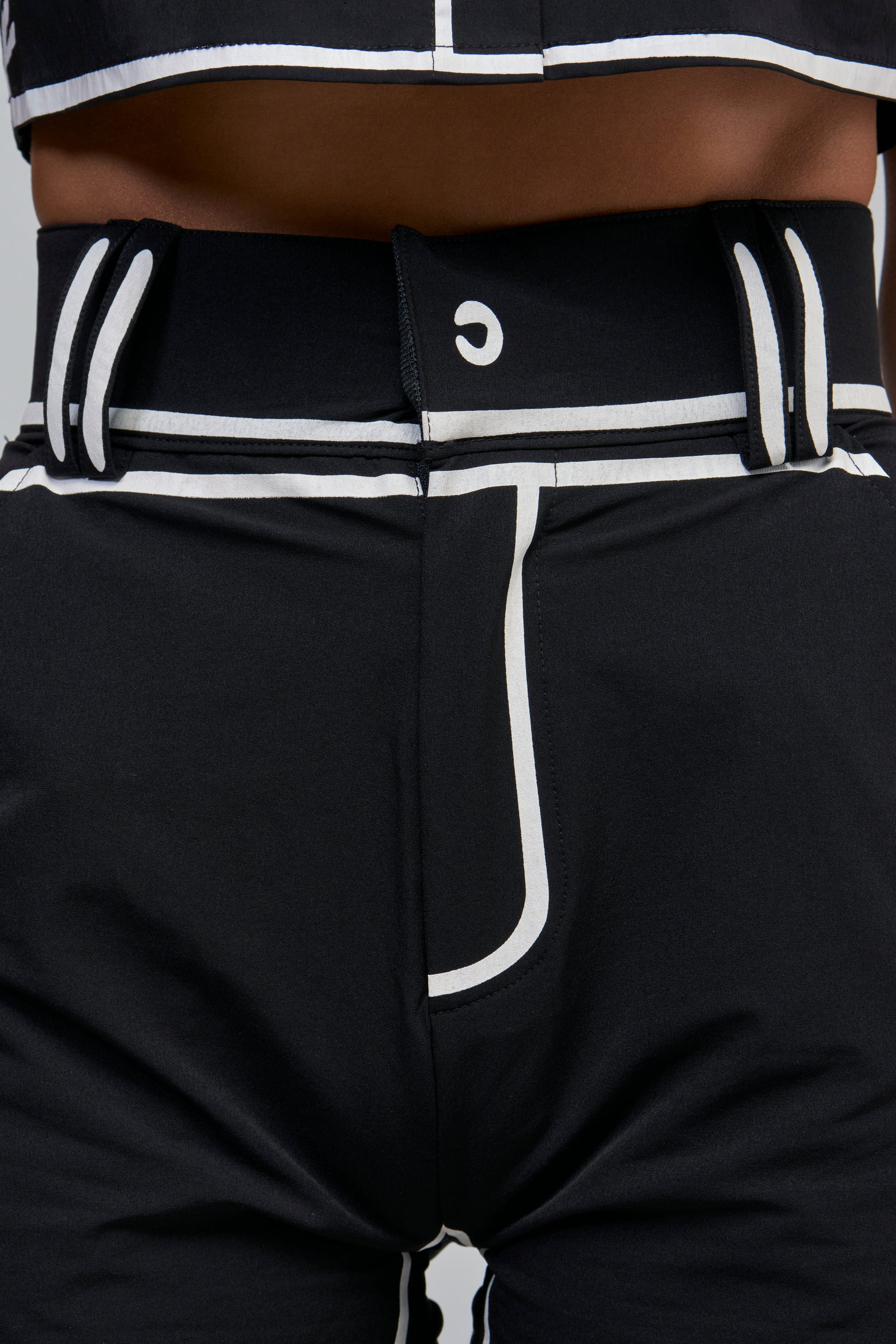 High Waist Hot Pant Shorts with Pockets | AKIRA
