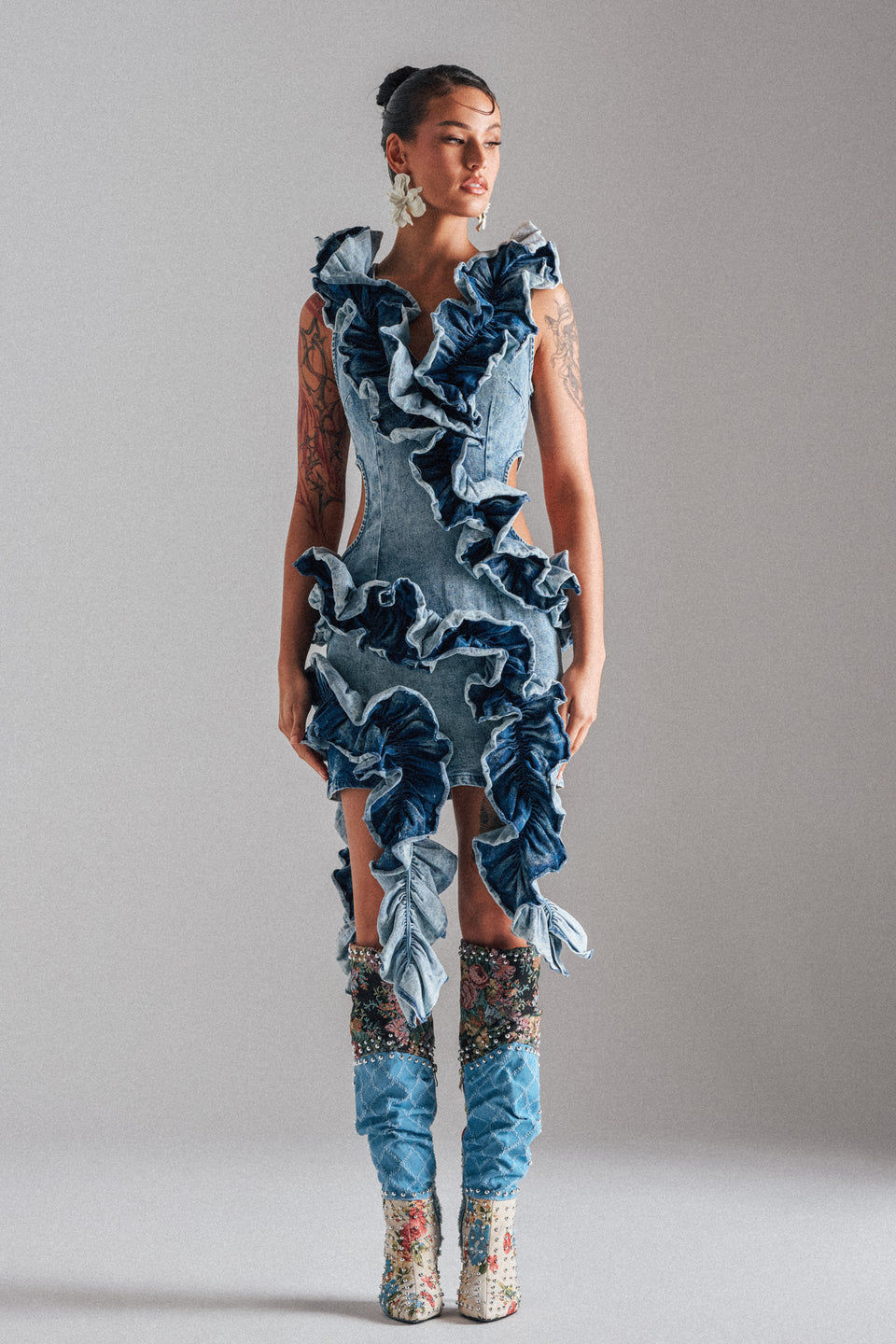 devyn denim ruffle mini dress Aknvas