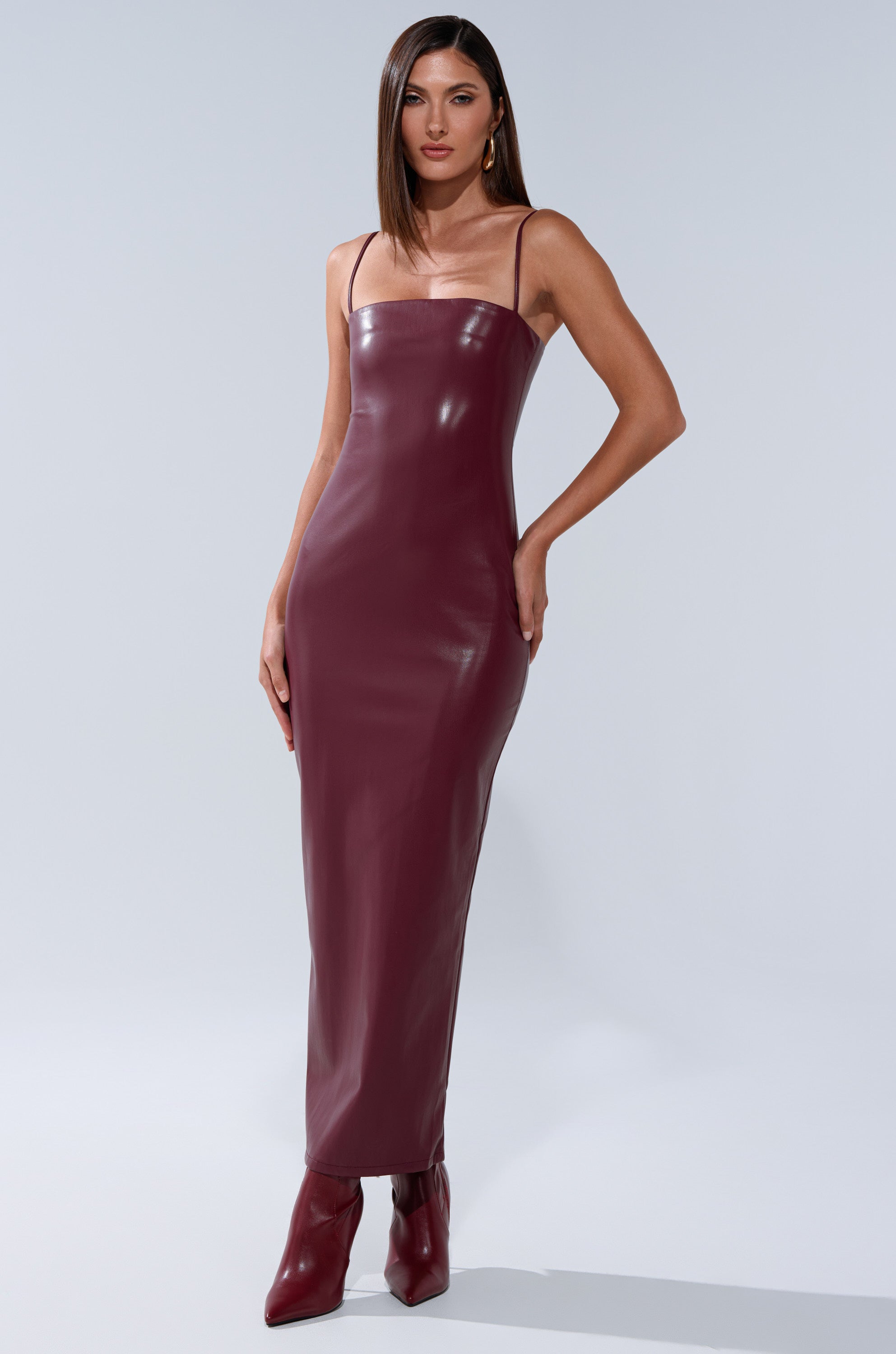 SHAI PU MIDI DRESS IN BURGUNDY – AKIRA