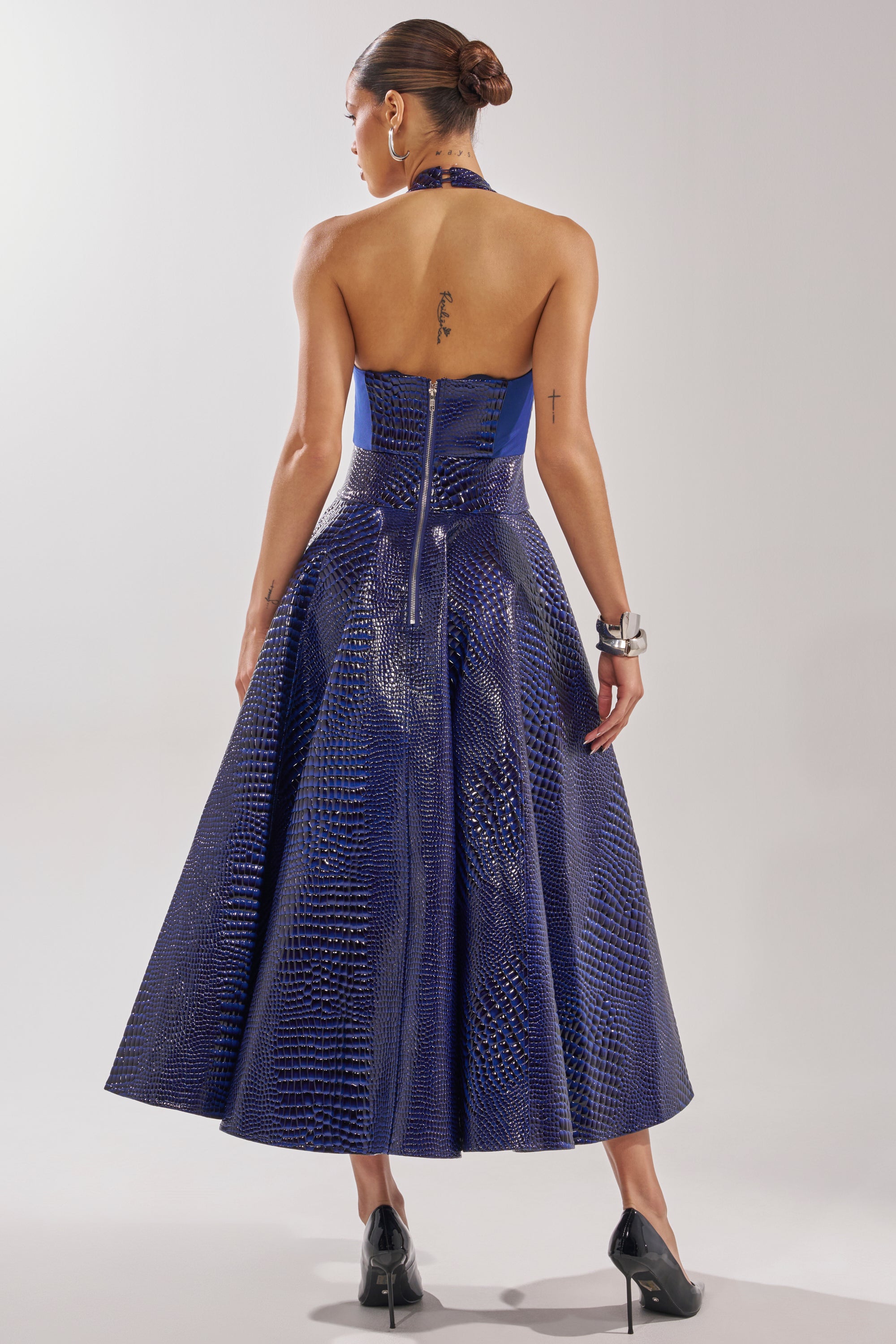 VEE FAUX LEATHER CROC MIDI DRESS AKIRA VEE FAUX LEATHER CROC MIDI DRESS AKIRA