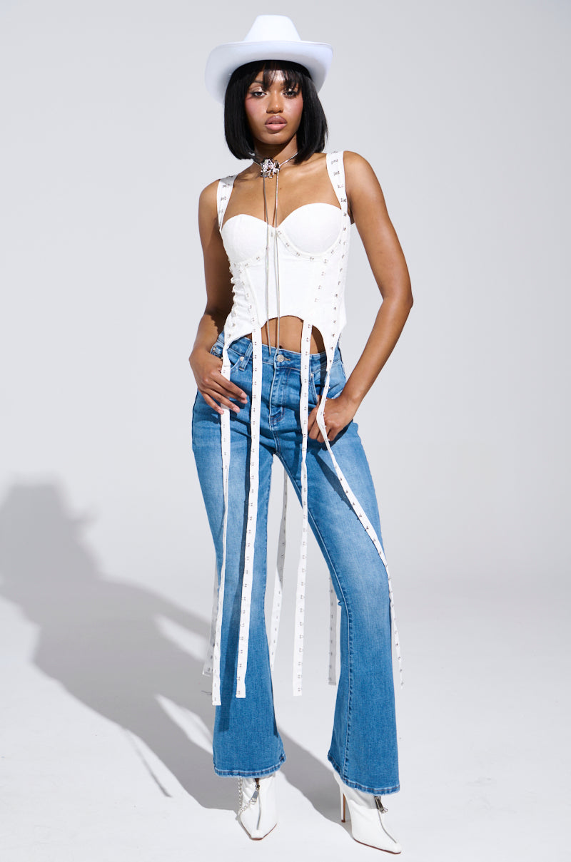 RIP YOU OFF BOOTCUT JEANS – AKIRA