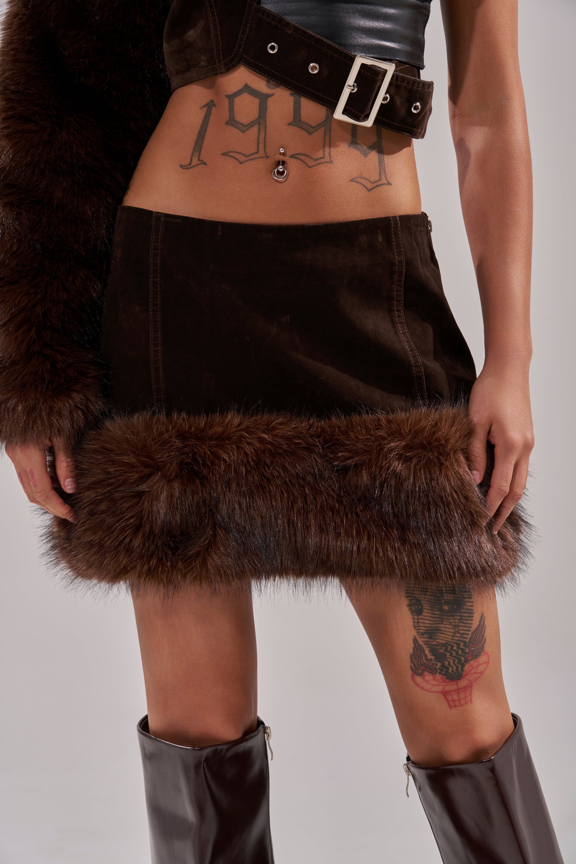 WILD SIDE FUR TRIM MINI SKIRT – AKIRA