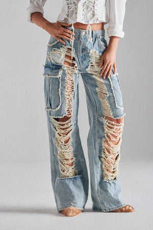 ALMA DISTRESSED DENIM CARGO PANTS – AKIRA