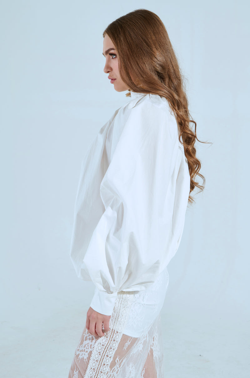 〈完売品〉heve Puff Shell tops / white ヘイブ MASTERPIECE WHITE PUFF LONG SLEEVE TOP – AKIRA