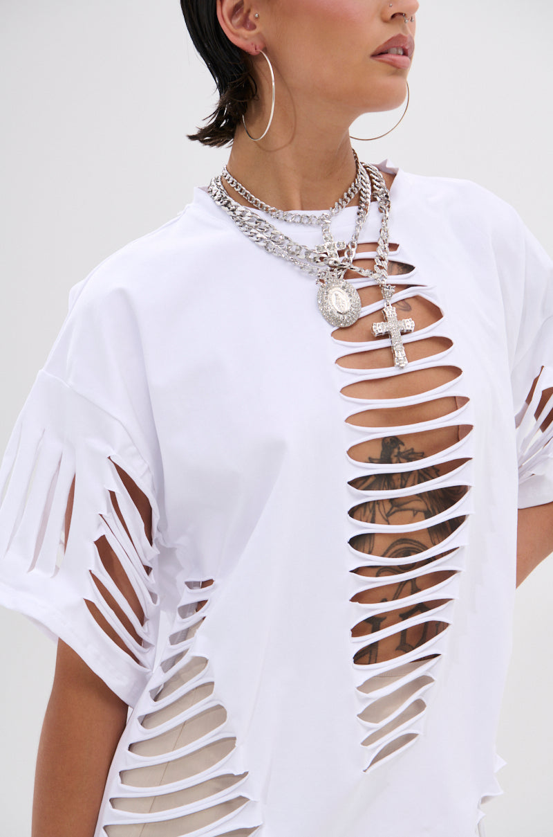 Short Slashed SLASHED UP OVERSIZED SHORT SLEEVE TEE – AKIRA