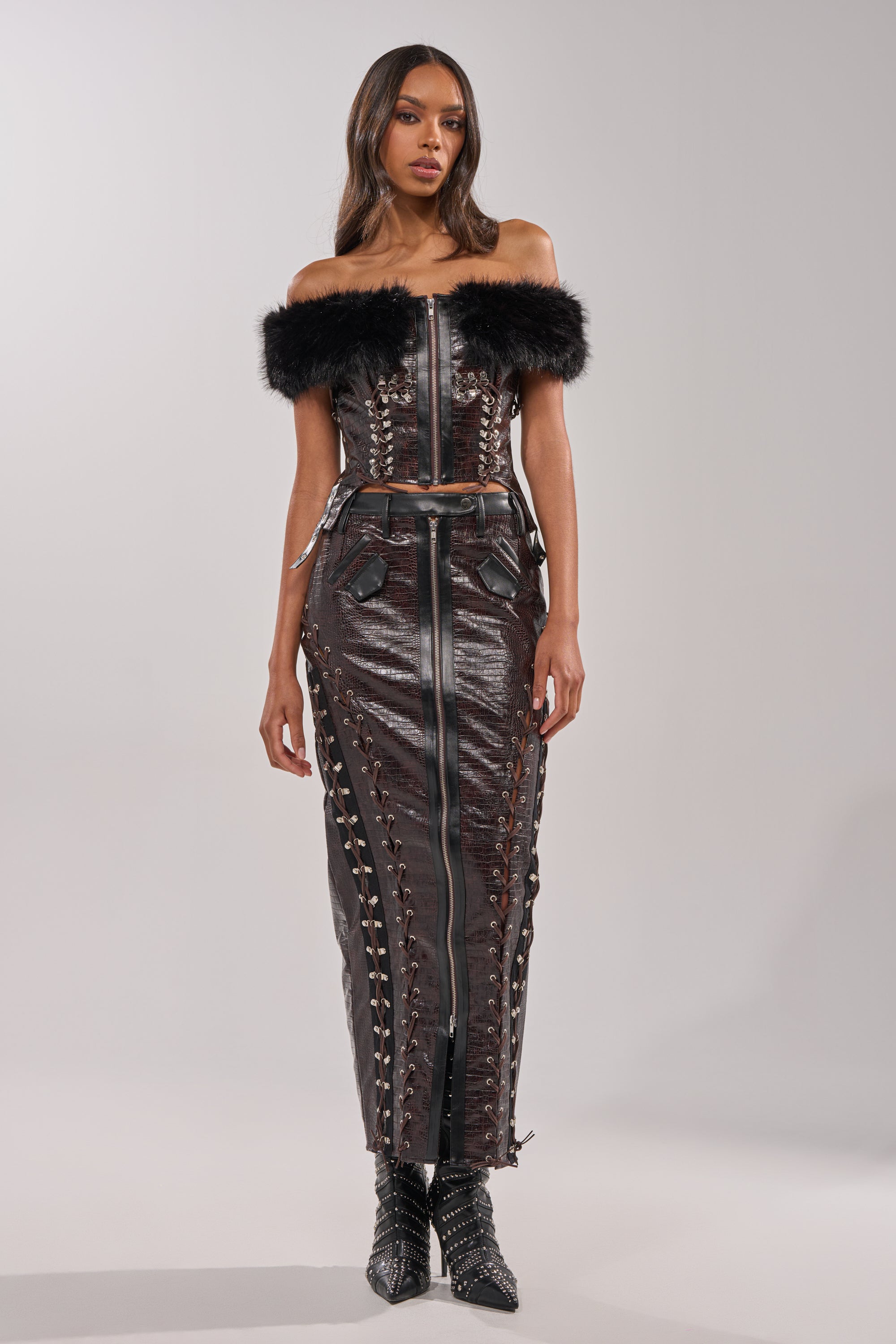 6月3日まで新品タグ付き ameri FOLDING SCREEN CORSET Keyhole Corset in Belle Gold Damask - Day 10 of 12 Days of Damsel