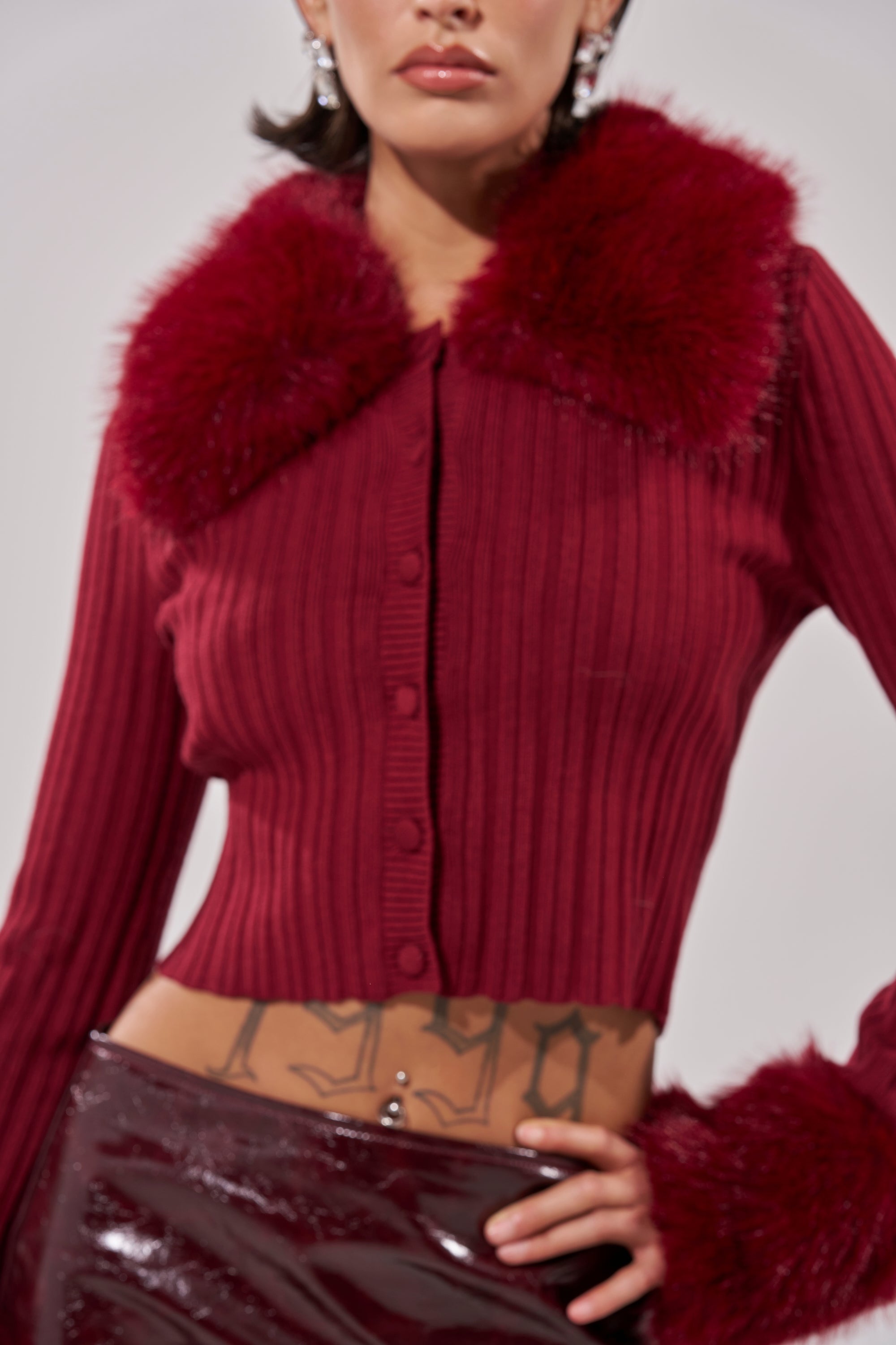 EASE MY MIND CARDIGAN WITH FUR TRIM – AKIRA