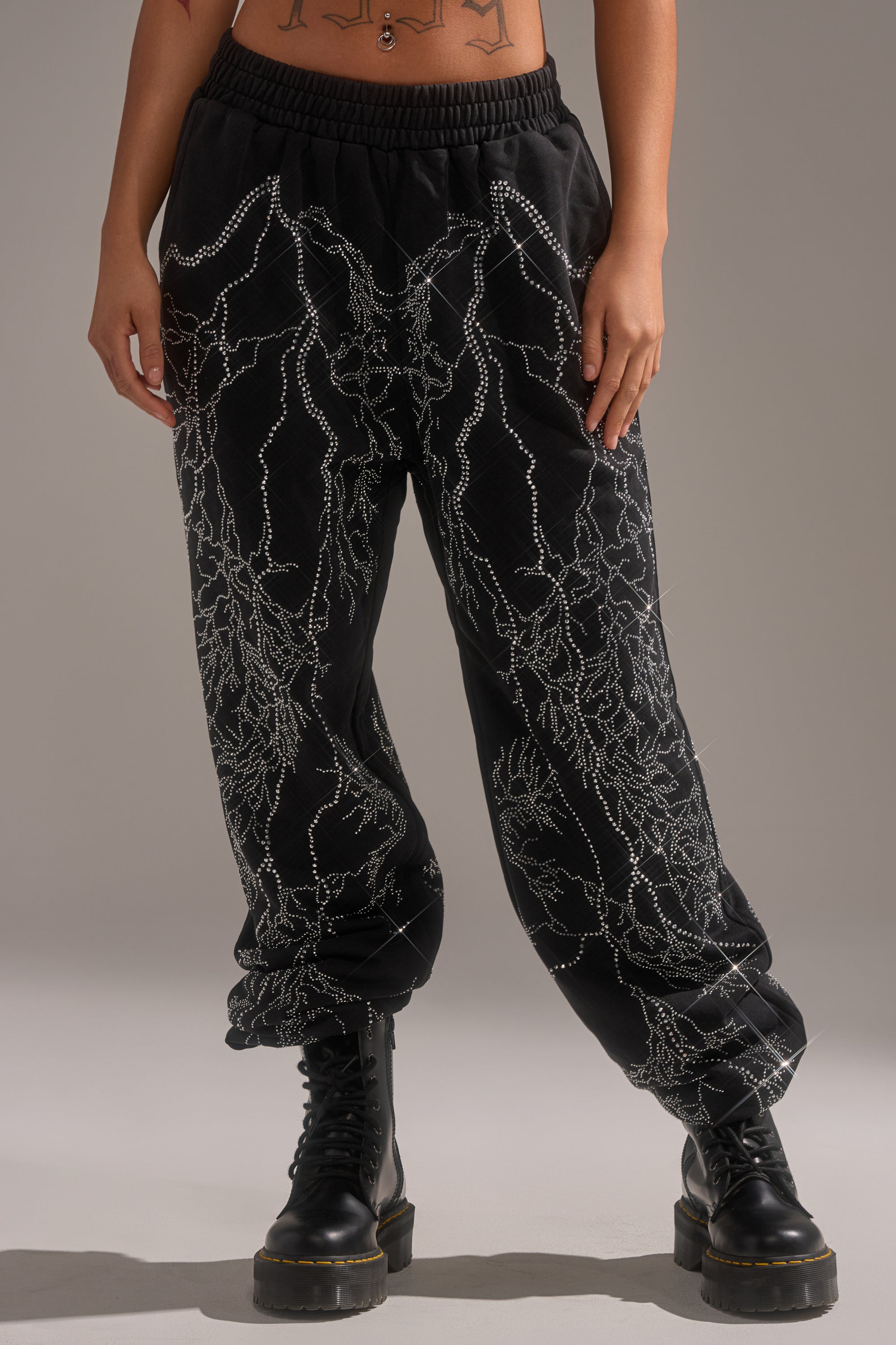 ウォーキング・ランニングウェア AKIRA ELECTRIC LOVE RHINESTONE JOGGER – AKIRA