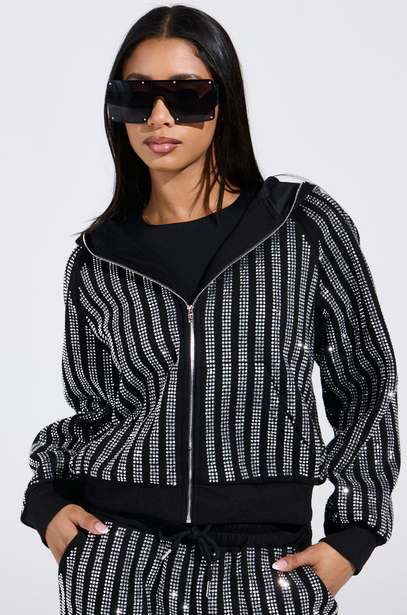 SPARKLE QUEEN ZIP UP SWEATSHIRT – AKIRA