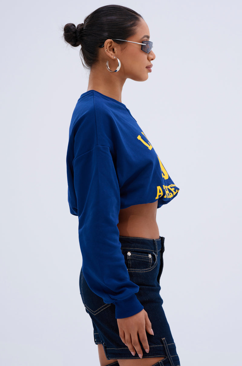 CHICAGO ATHLETIC CROP SWEATSHIRT – AKIRA