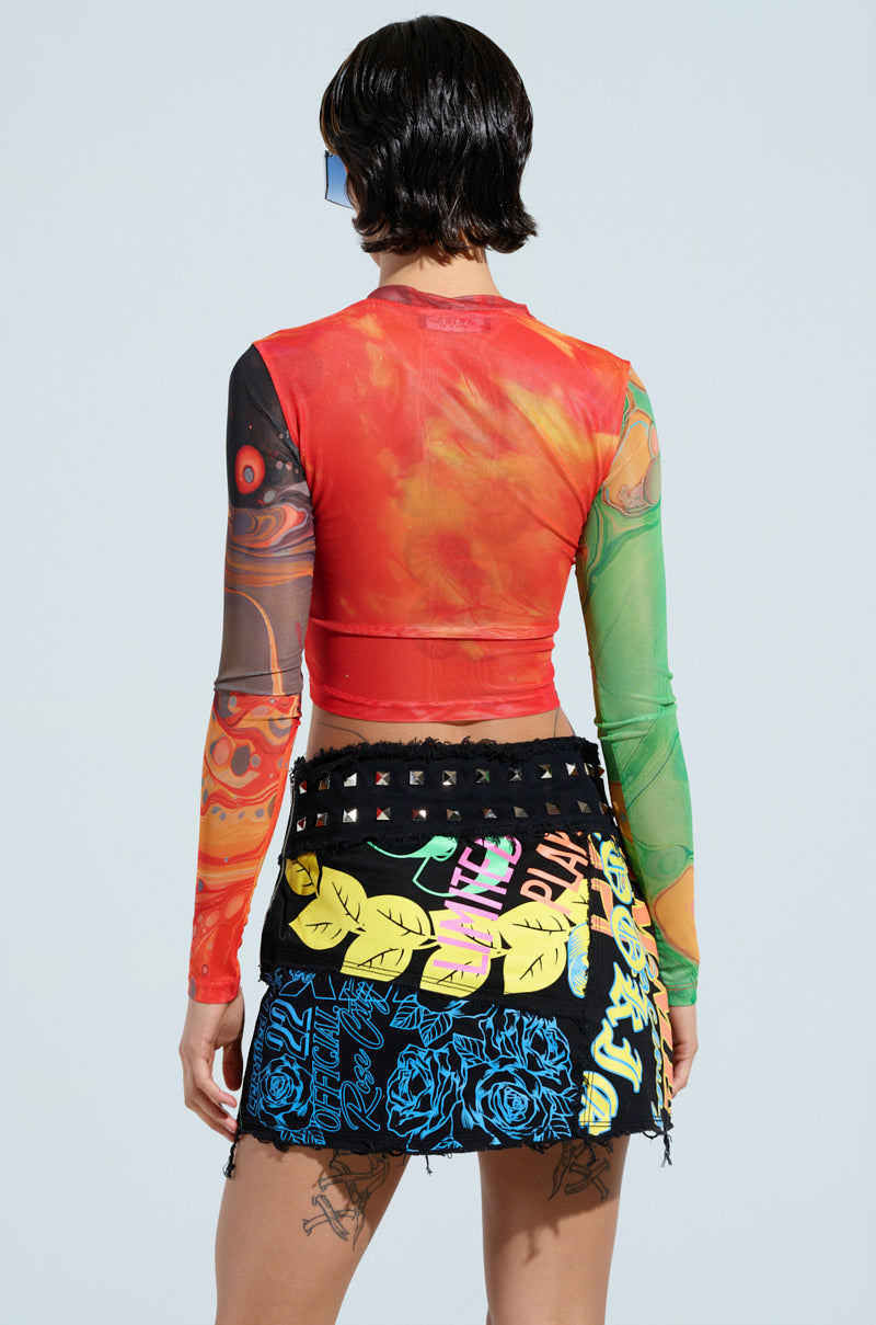 ECHO MESH TOP – AKIRA