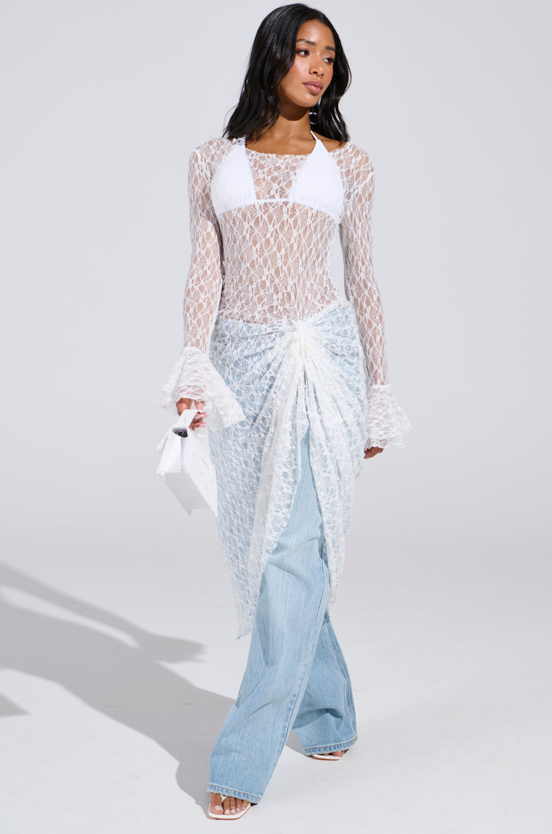 lily white blouse LILY LACE BLOUSE IN WHITE – AKIRA