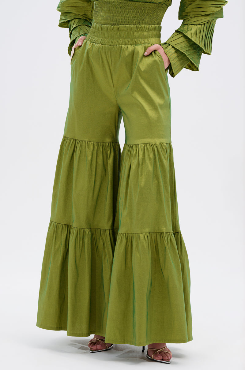 RUFFLE CITY PANTS – AKIRA