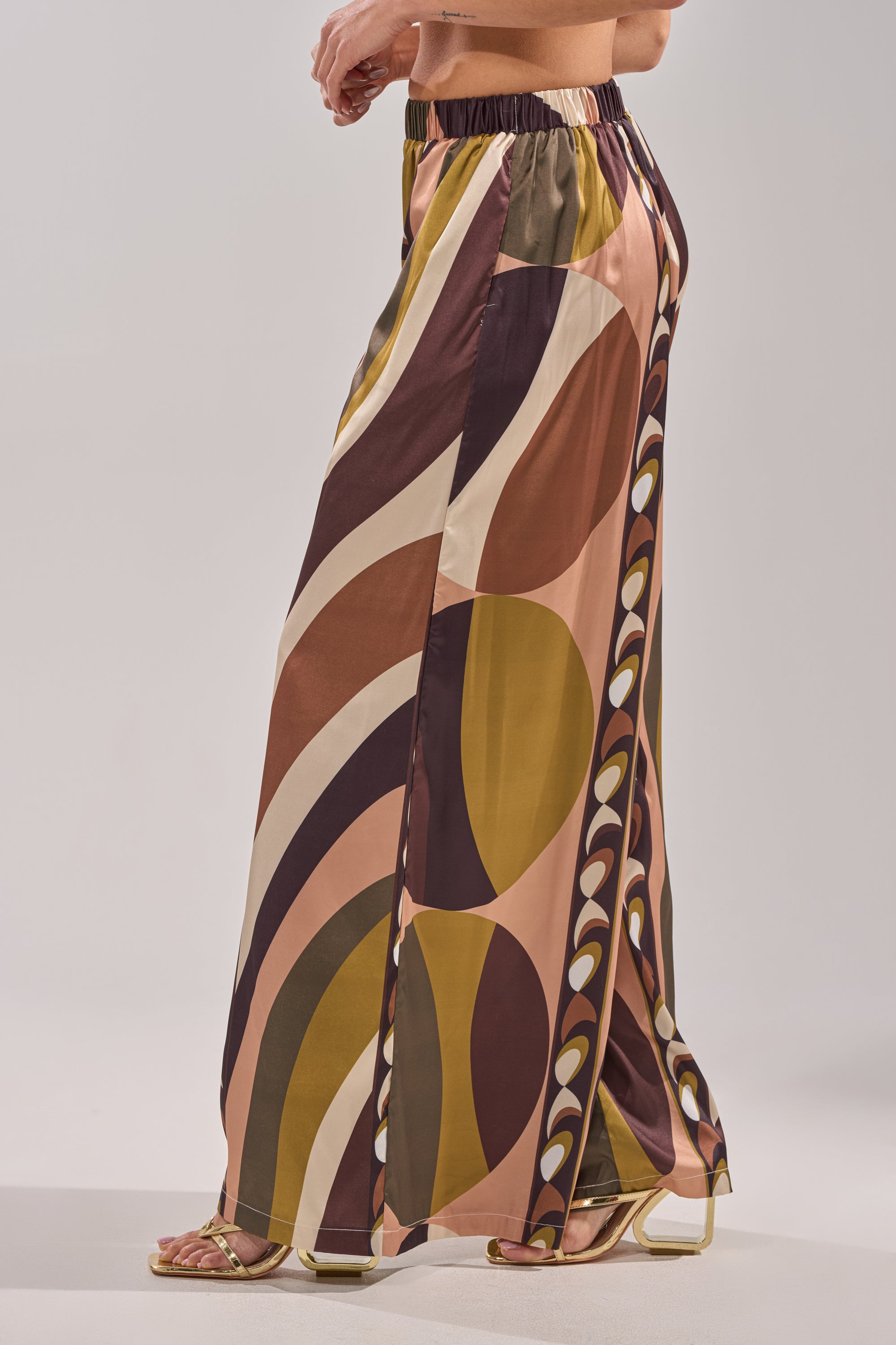 A woman wearing the WILD AND FREE TROUSER. 5