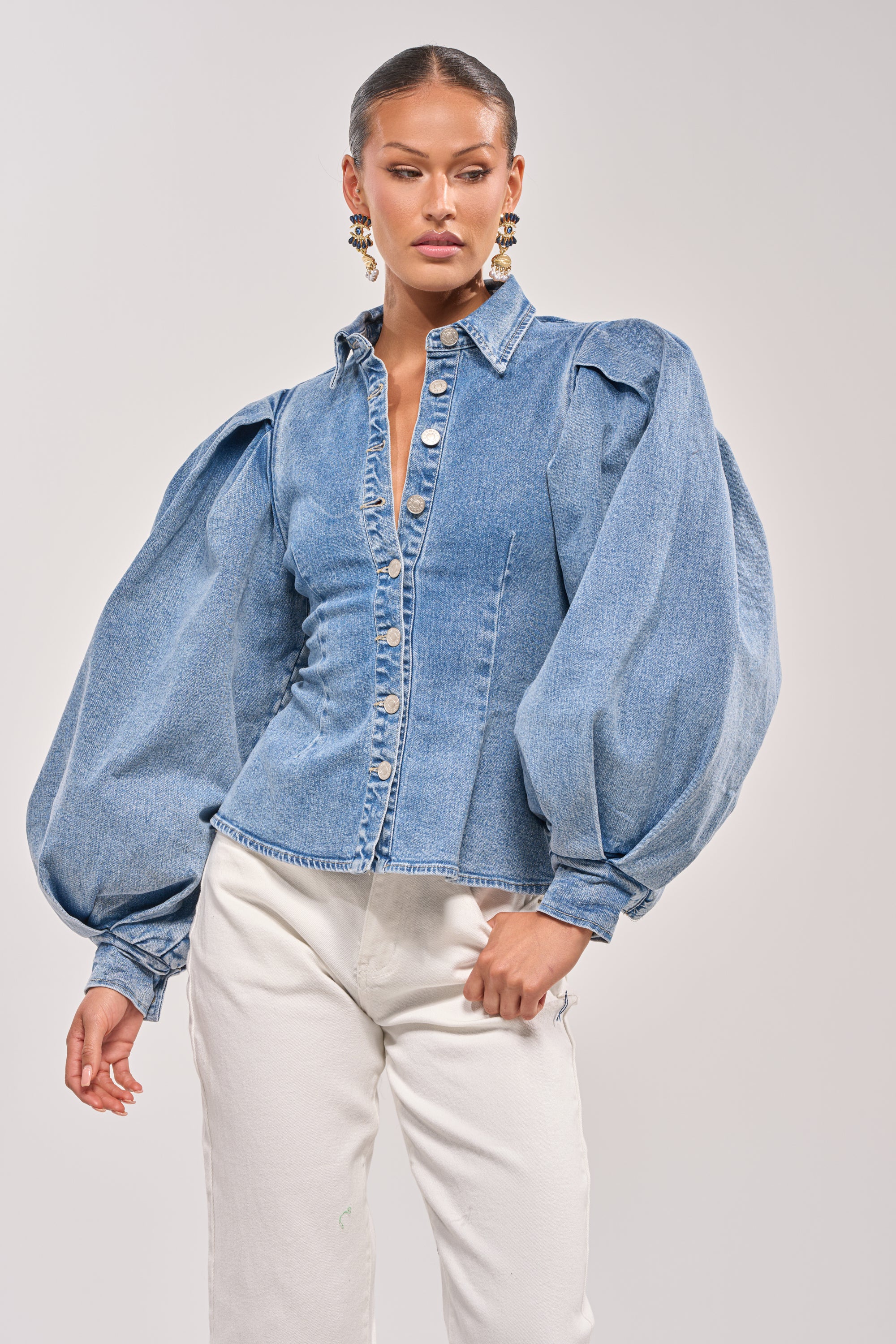 JULIANA DENIM BLOUSE – AKIRA