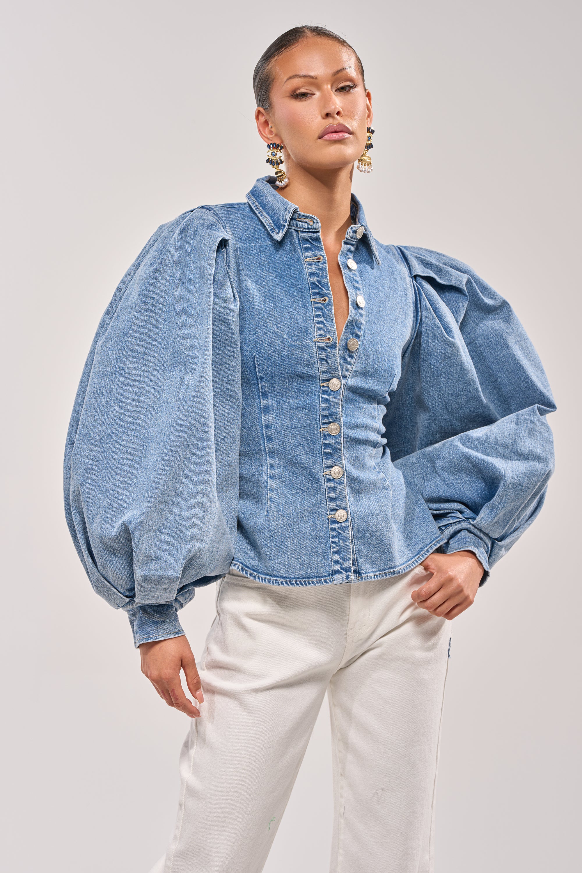 JULIANA DENIM BLOUSE – AKIRA