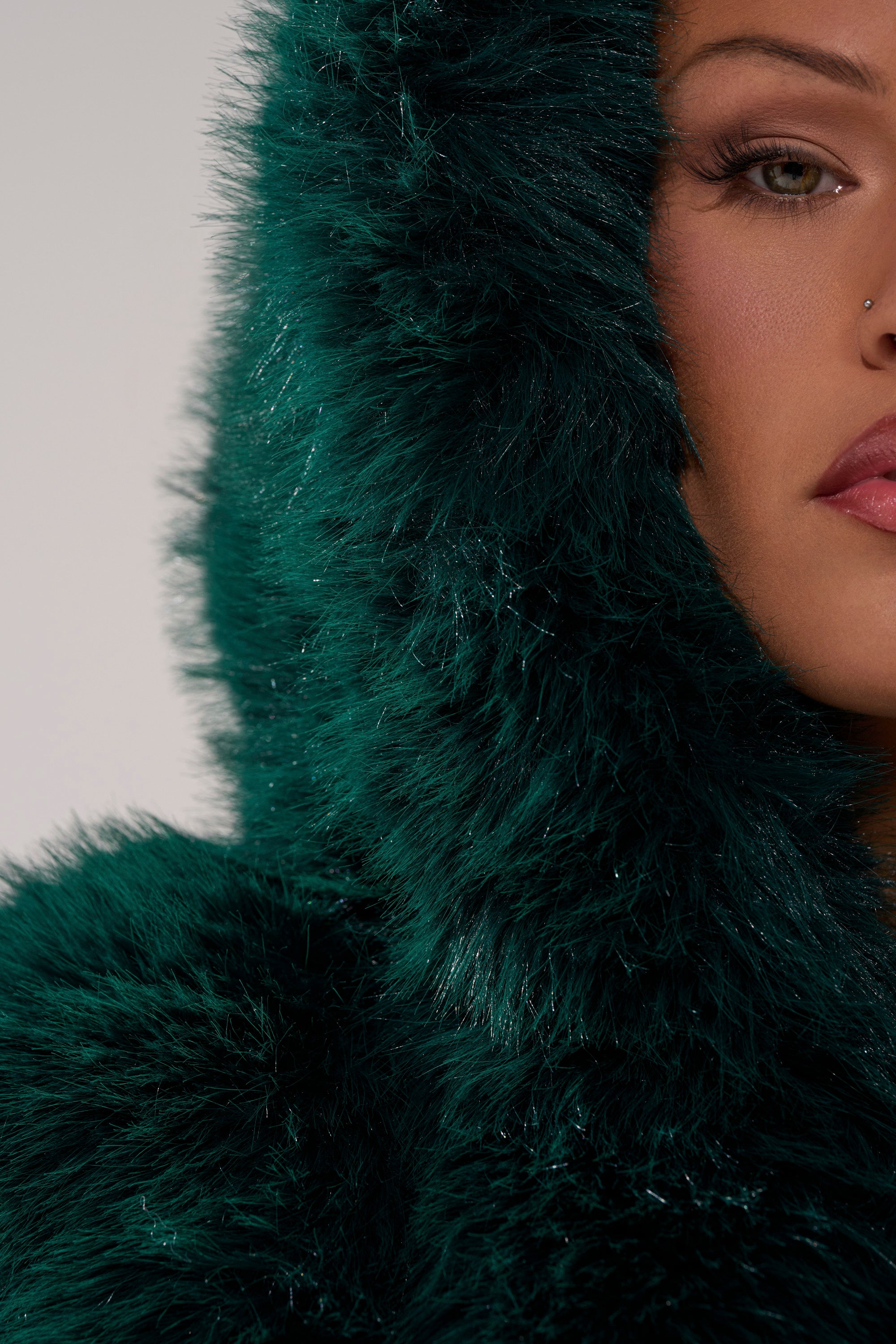 JOLENE FAUX FUR COAT IN EMERALD GREEN – AKIRA