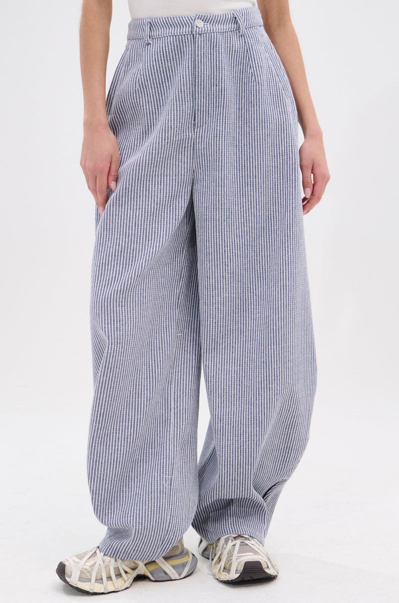 新品APOCRYPHA. / STRIPE SIDE OPEN SLACKS New APOCRYPHA. / STRIPE SIDE OPEN SLACKS
