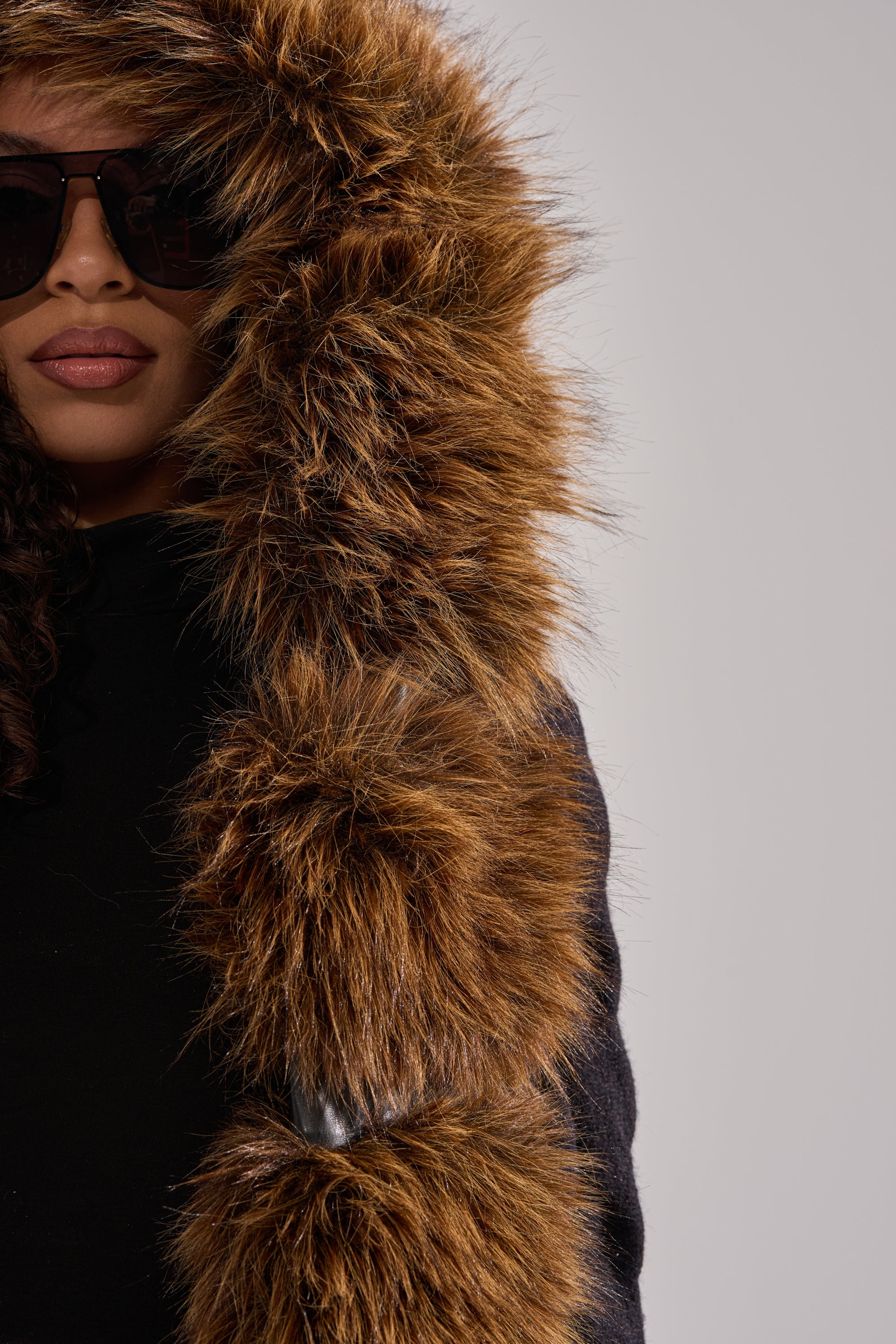 WARM ME UP LONG CARDIGAN WITH FUR – AKIRA