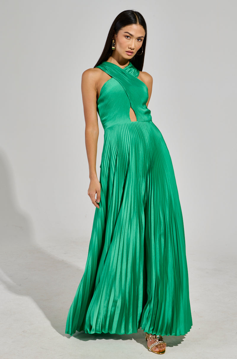ALWAYS THE GUEST PLEATED MAXI DRESS IN KELLY GREEN AKIRA ALWAYS THE GUEST PLEATED MAXI DRESS IN KELLY GREEN AKIRA